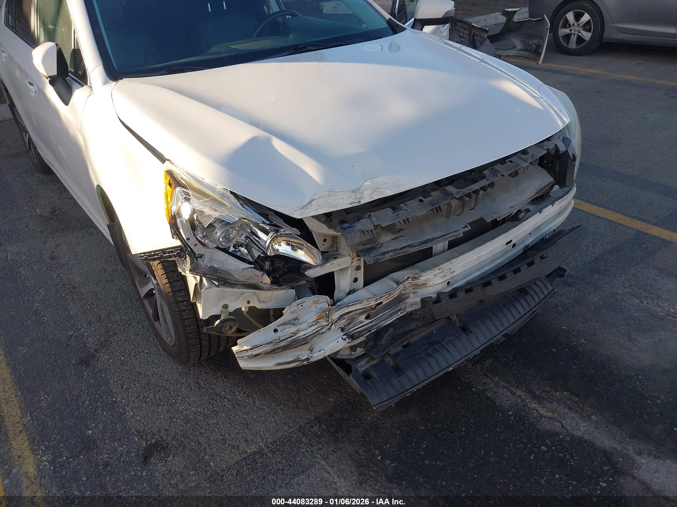 SUBARU LEGACY image 6