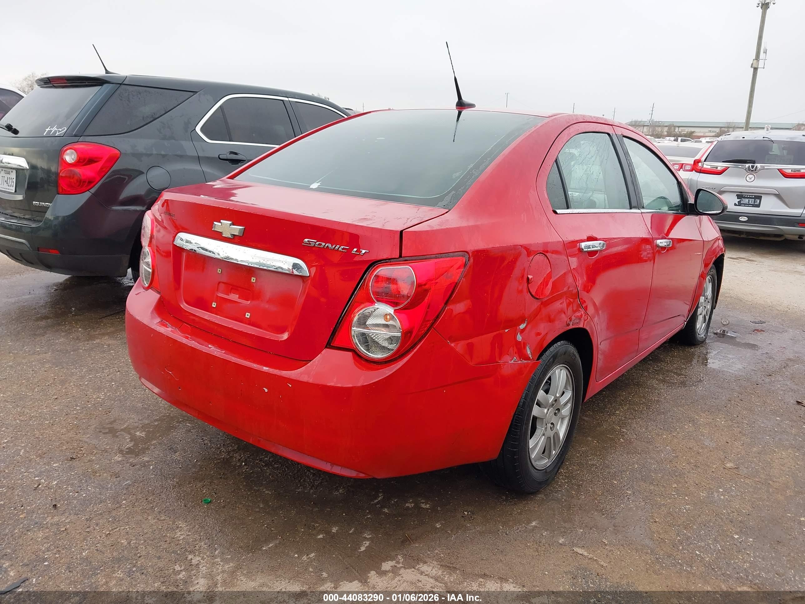CHEVROLET SONIC image 4