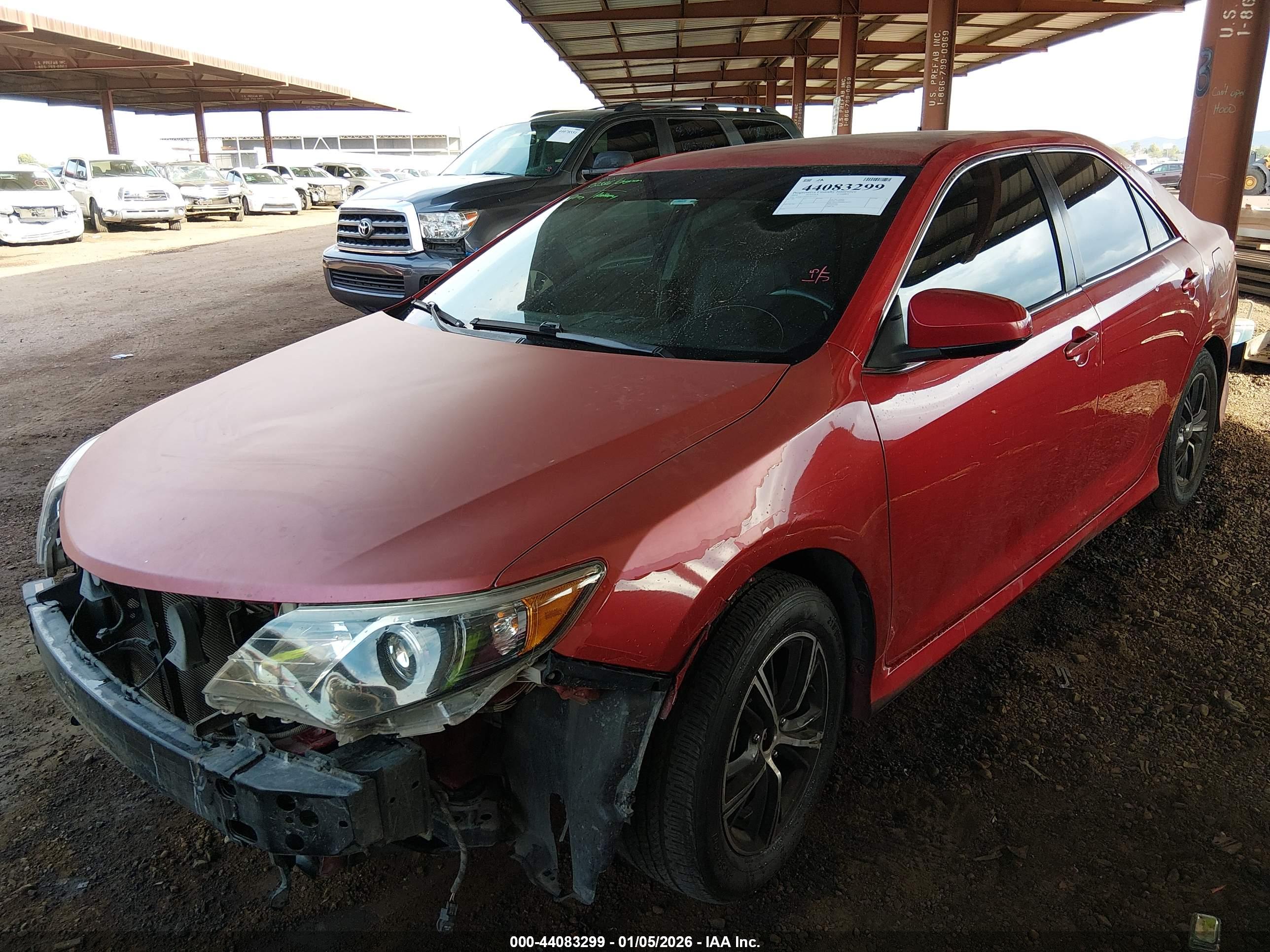TOYOTA CAMRY image 2