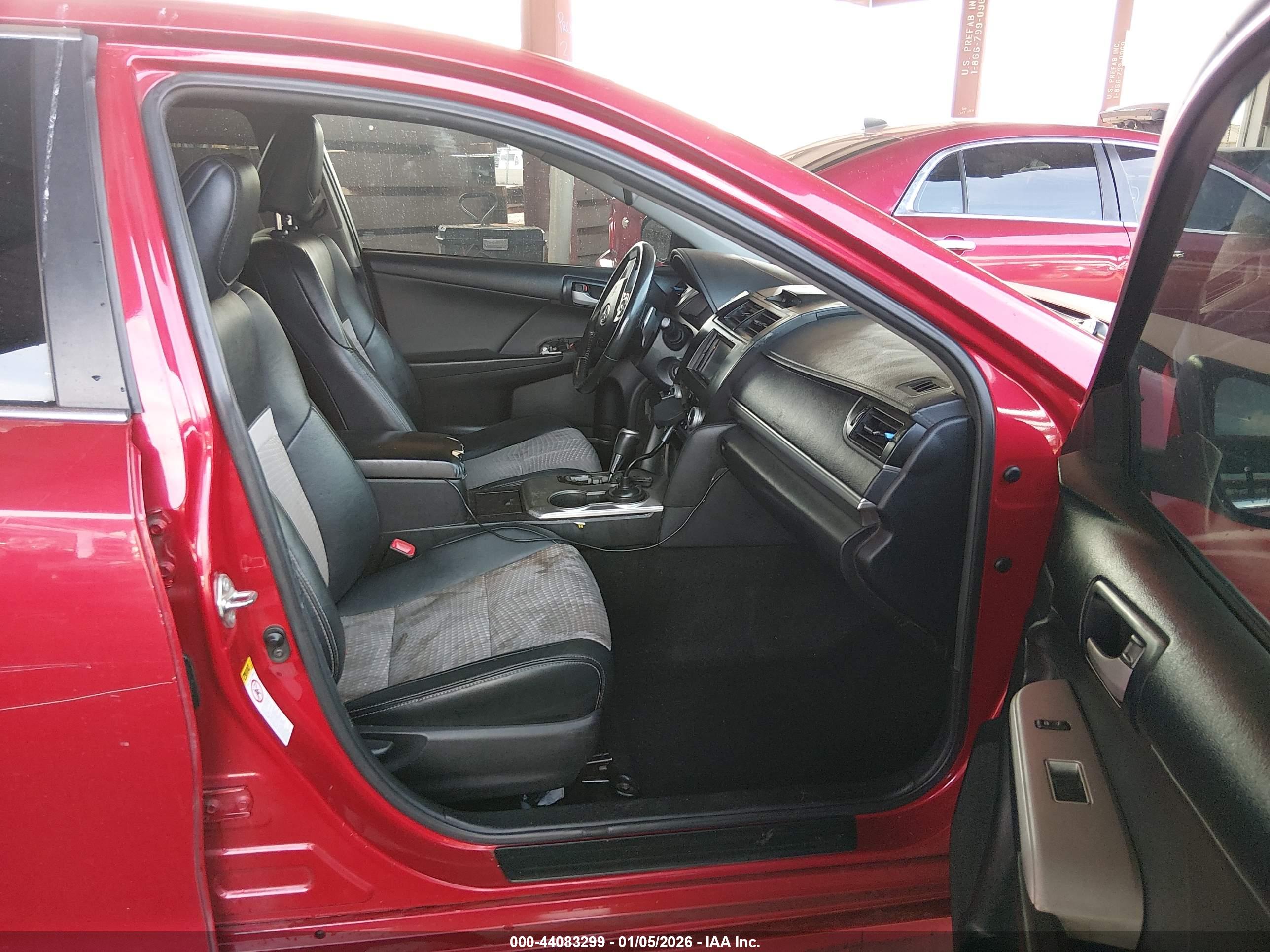 TOYOTA CAMRY image 5