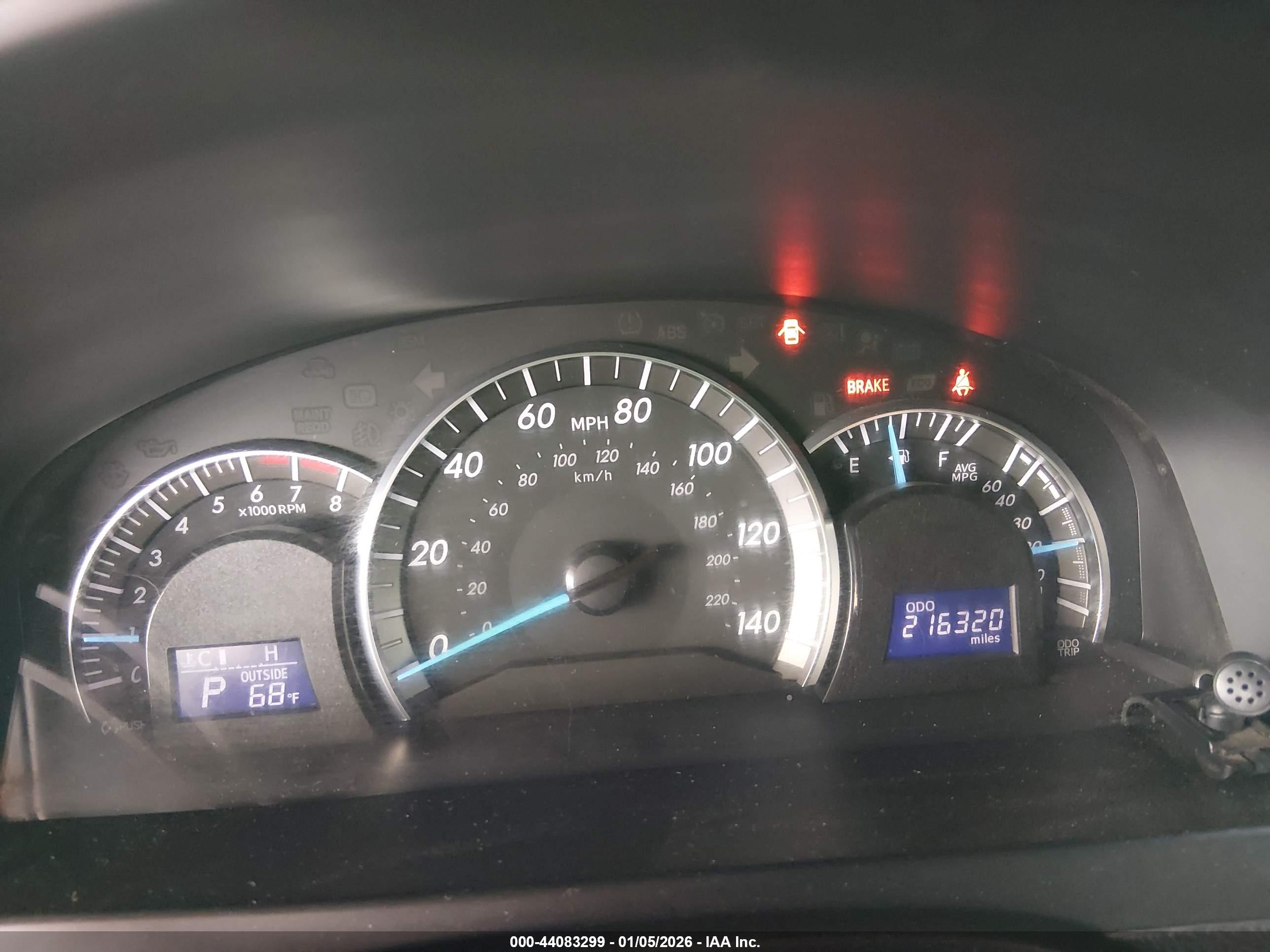 TOYOTA CAMRY image 7