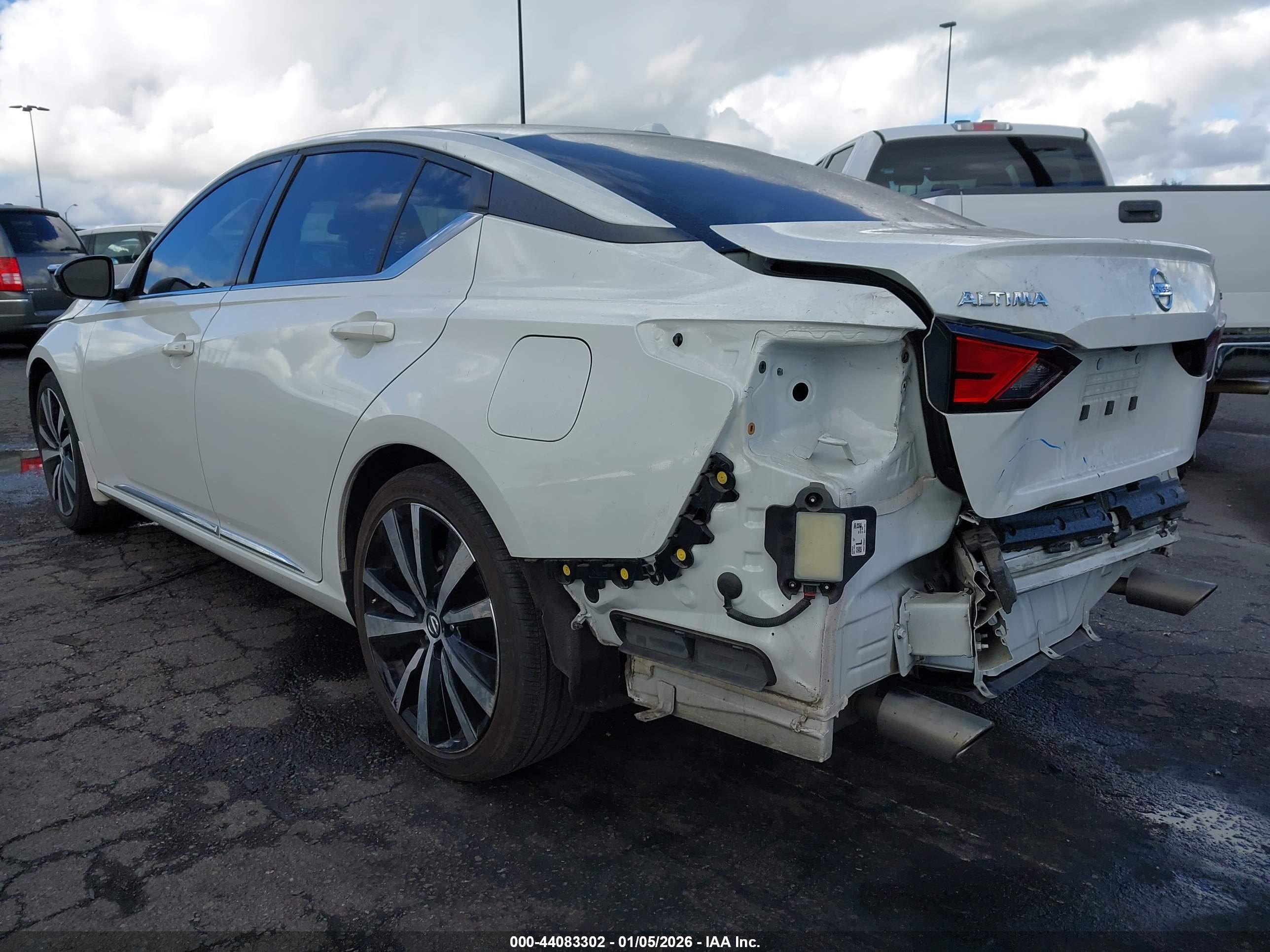 NISSAN ALTIMA image 3