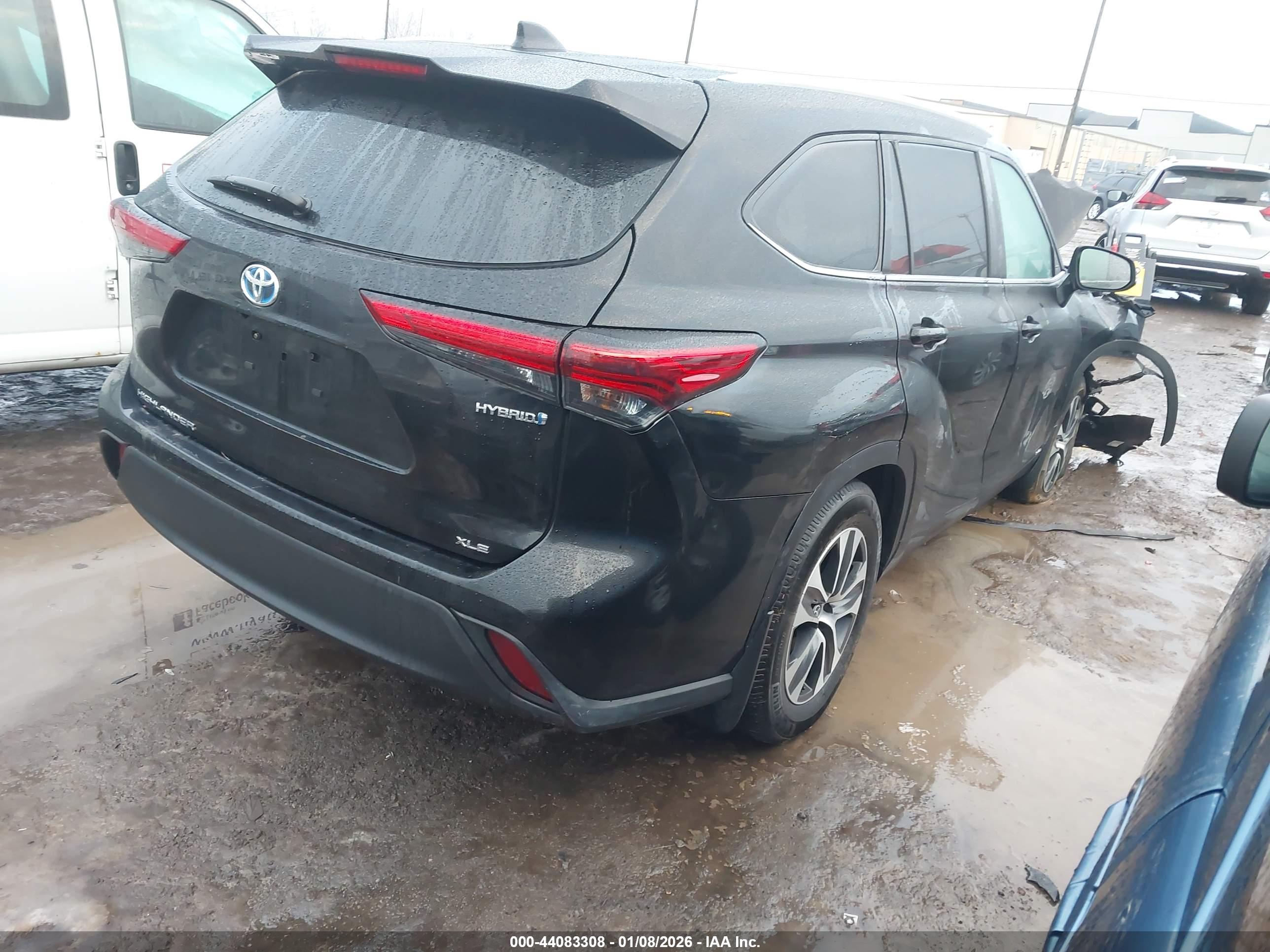 TOYOTA HIGHLANDER image 4