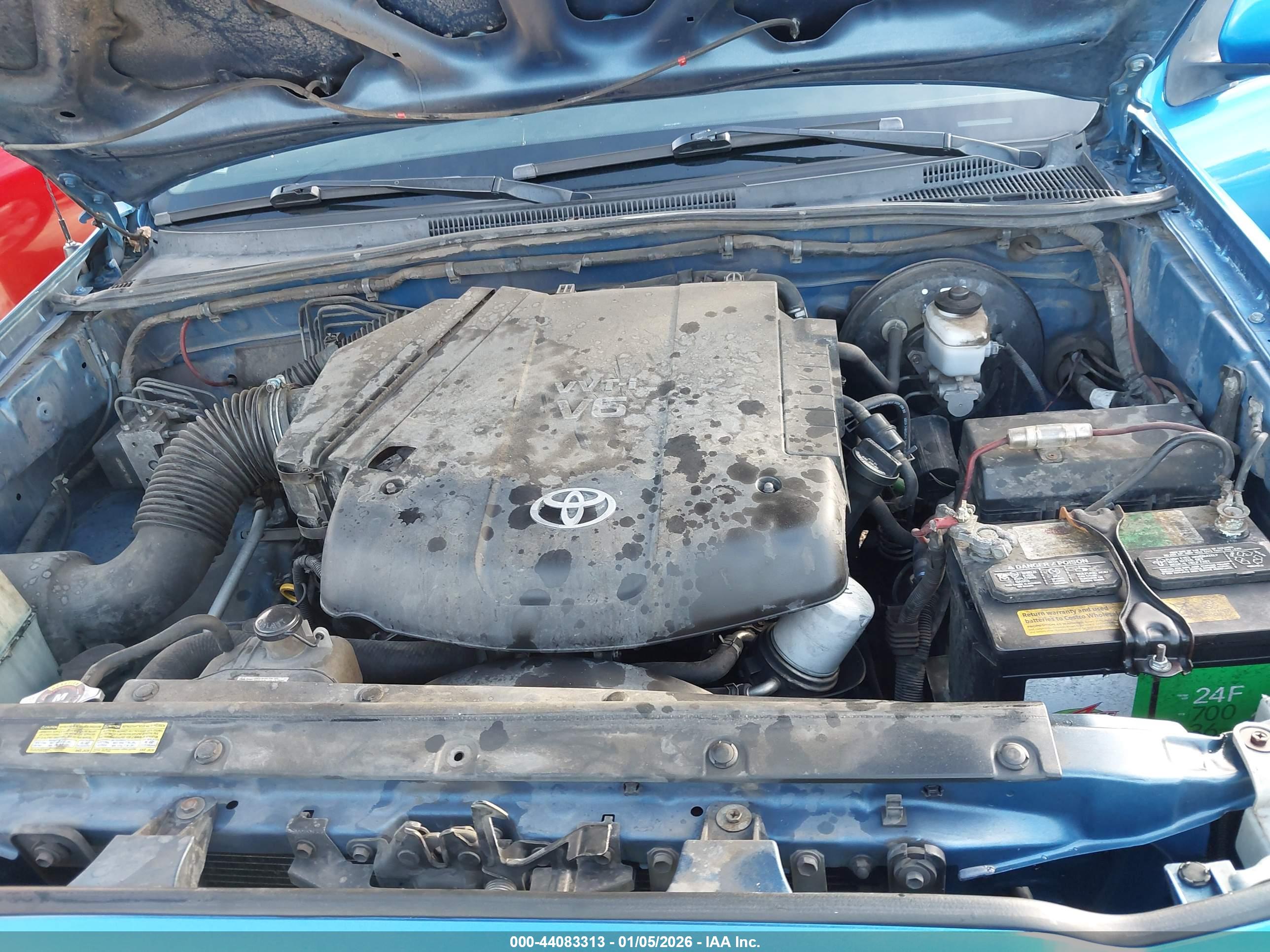 TOYOTA TACOMA image 10