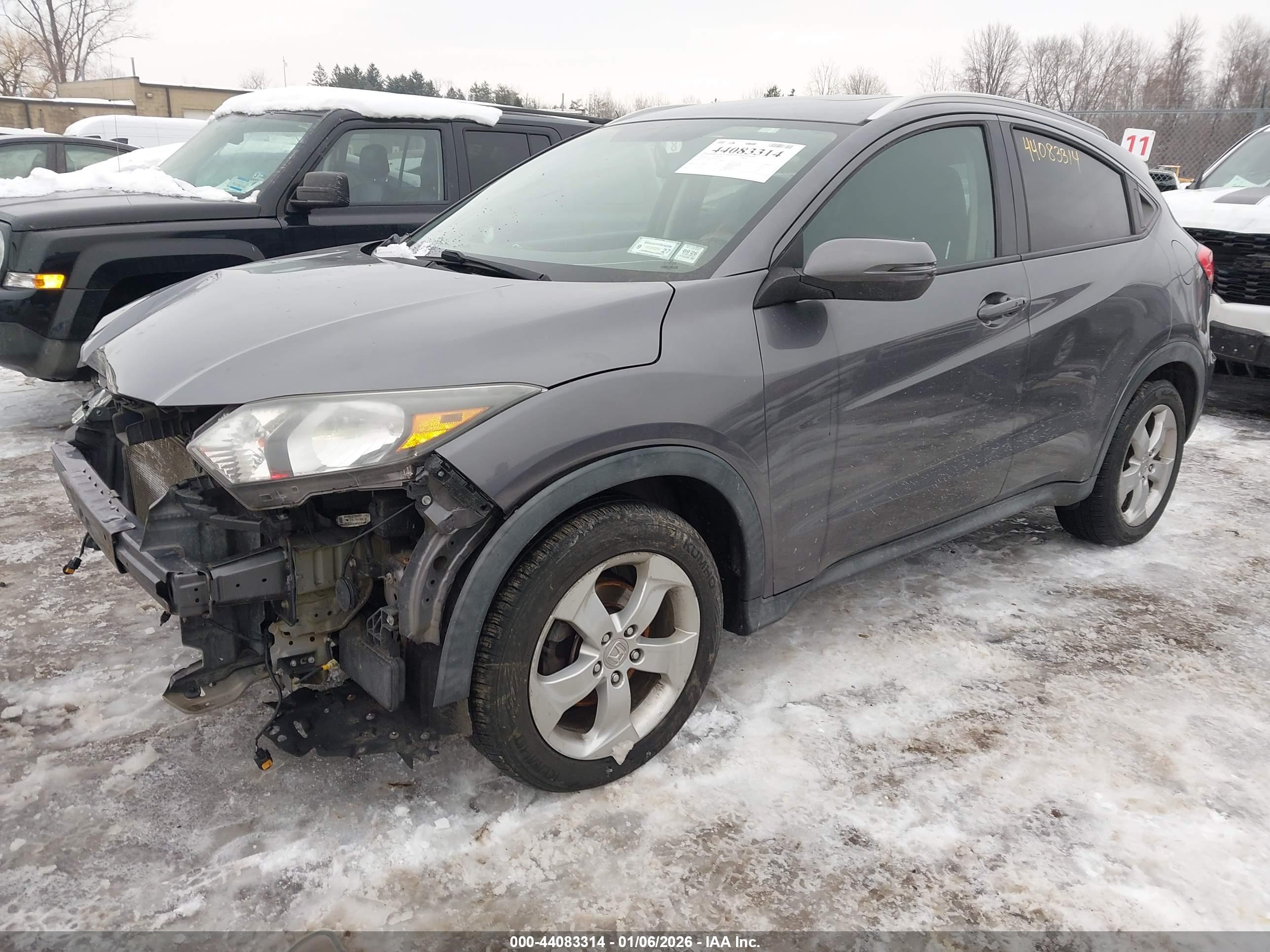 HONDA HR-V image 2