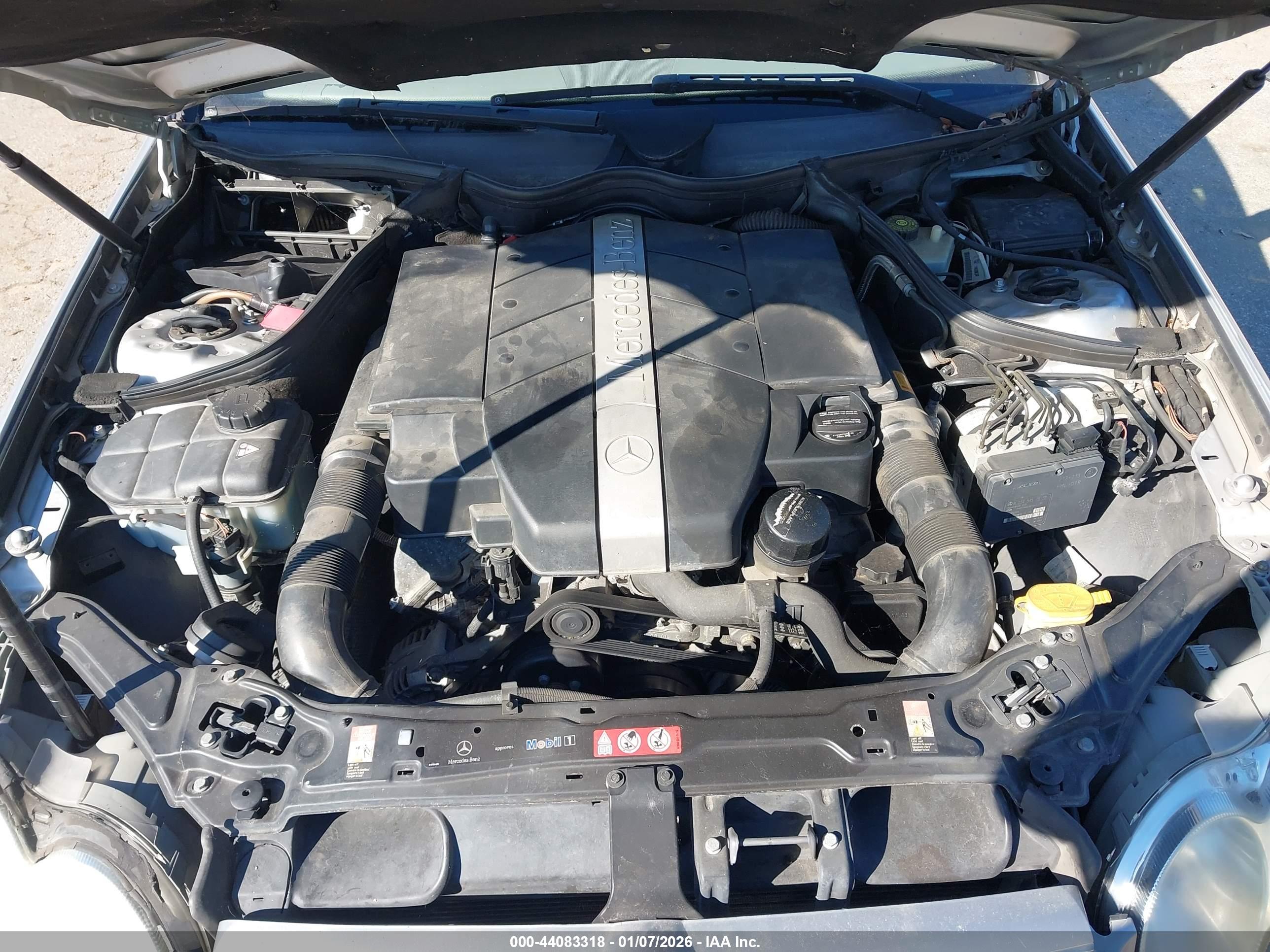 MERCEDES-BENZ CLK image 10