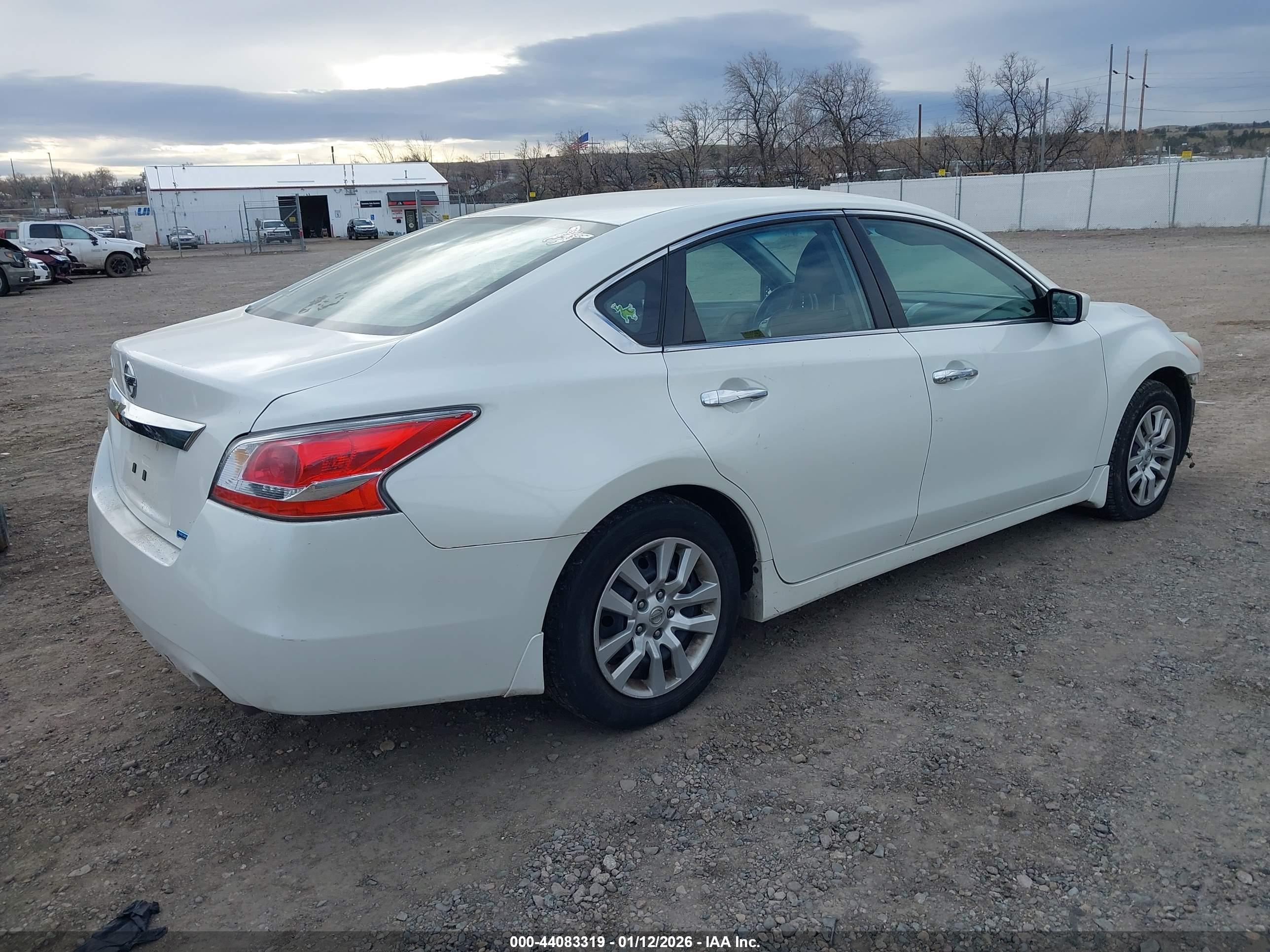 NISSAN ALTIMA image 4