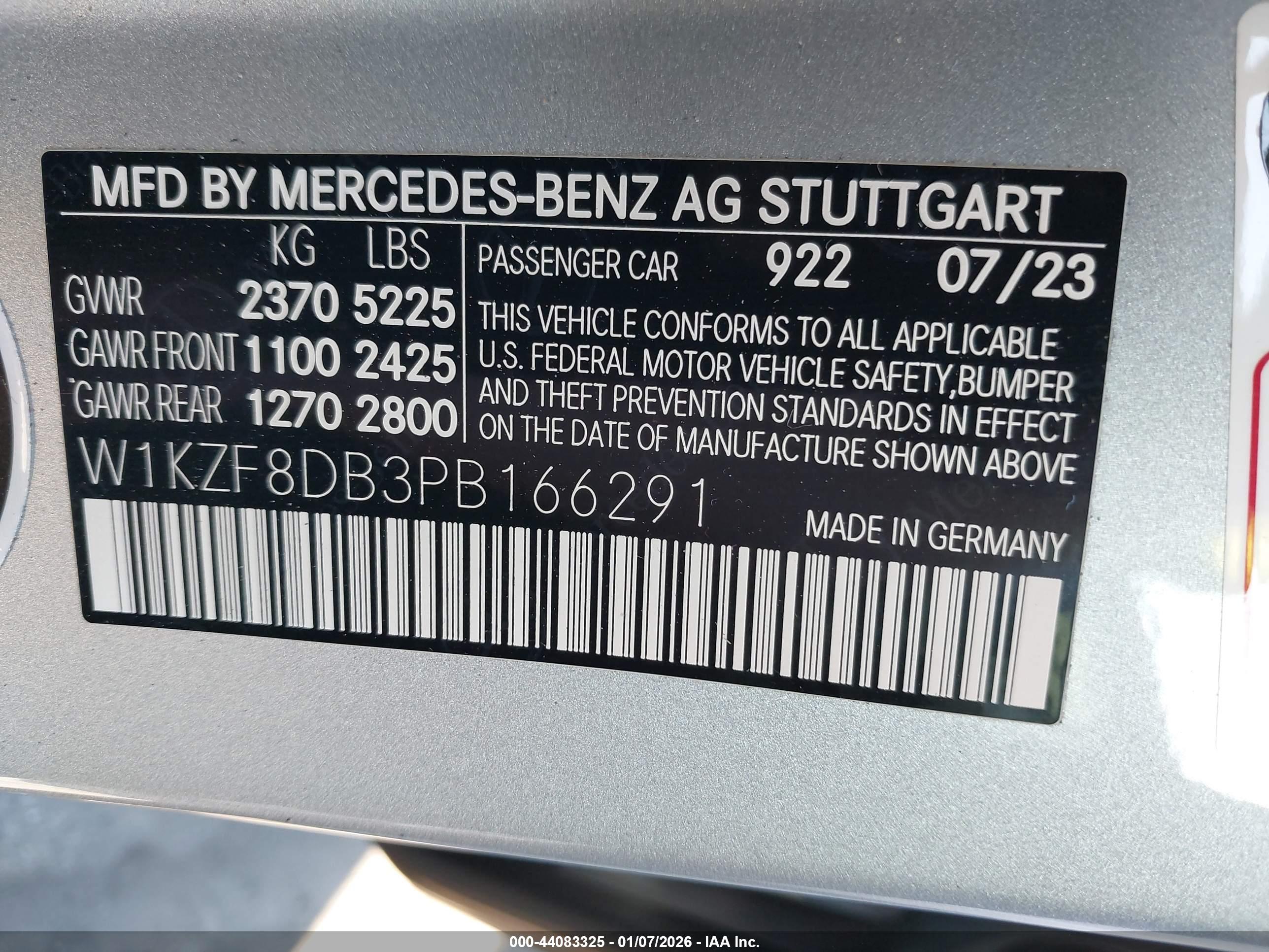 MERCEDES-BENZ E image 9
