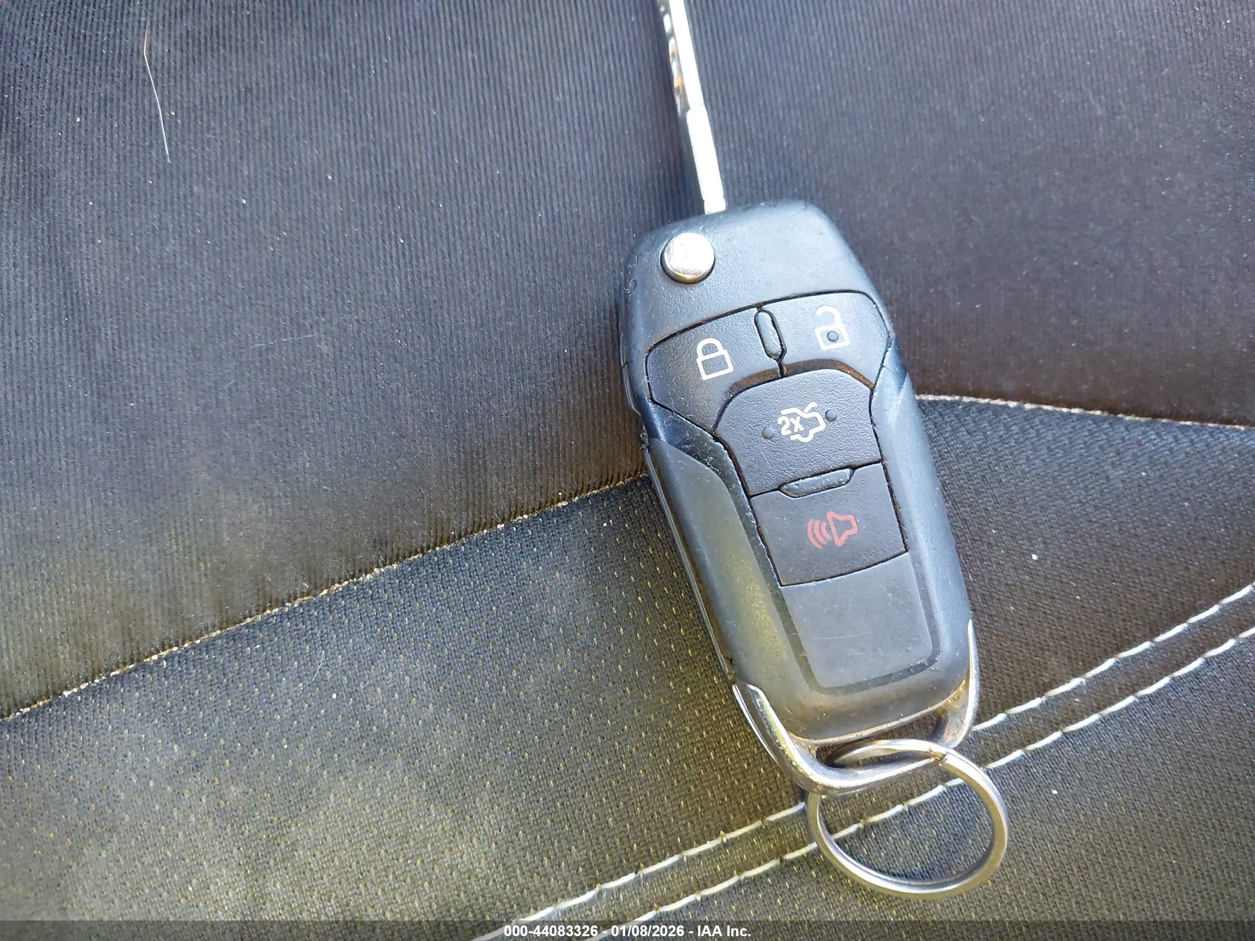 FORD FUSION image 11