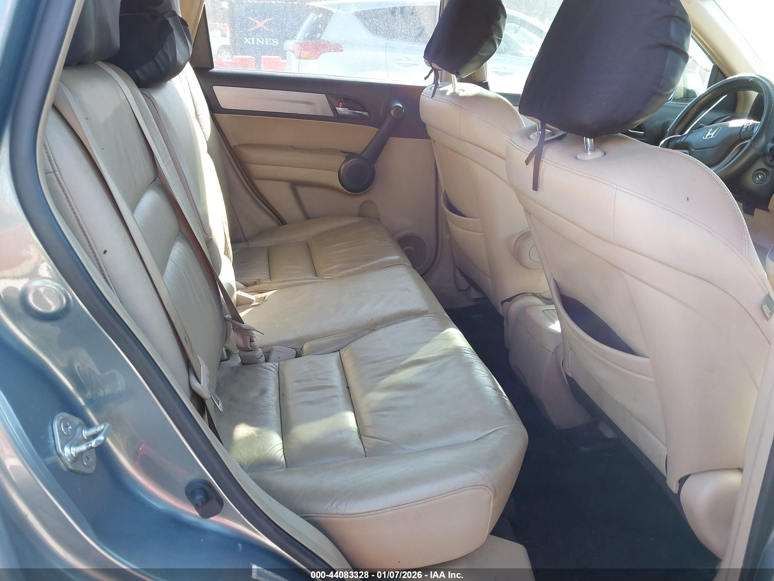 HONDA CR-V image 8
