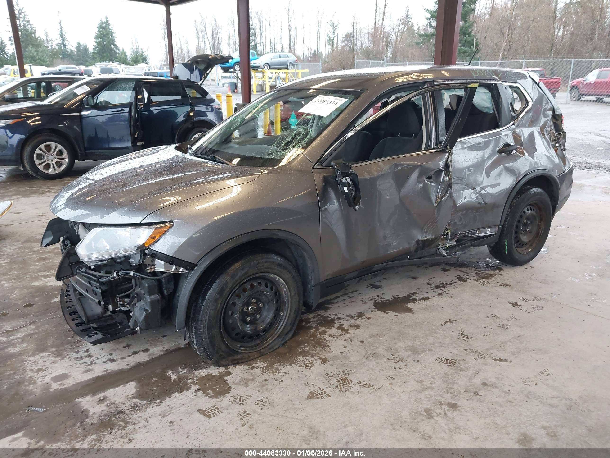 NISSAN ROGUE image 2
