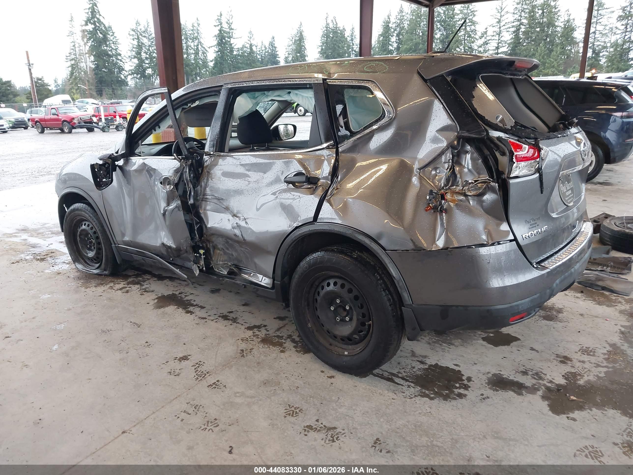 NISSAN ROGUE image 3