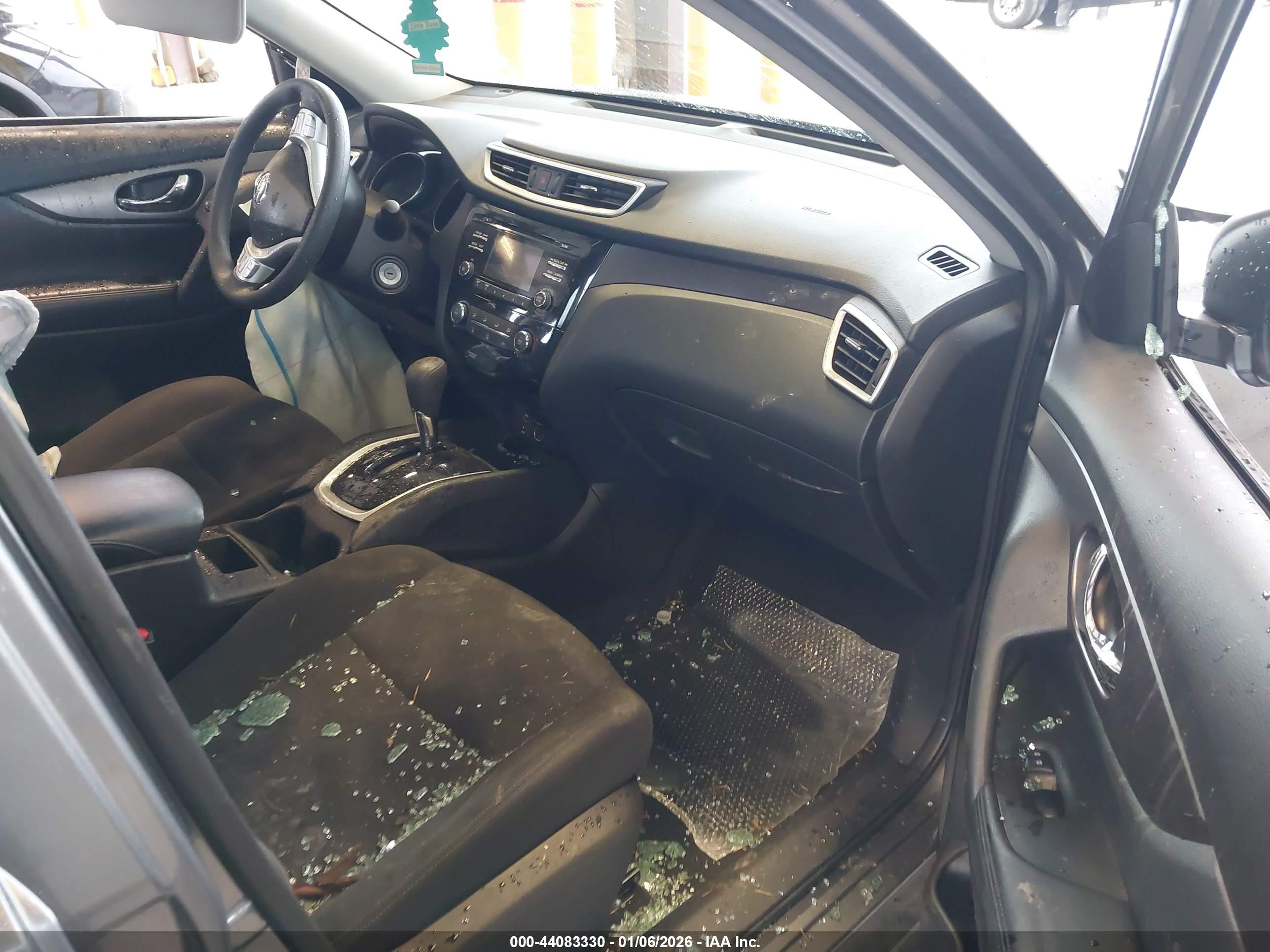 NISSAN ROGUE image 5