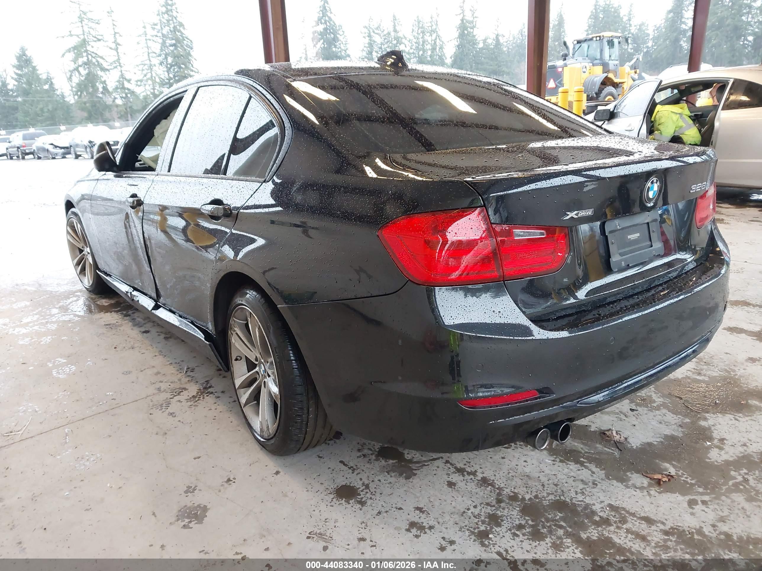 BMW 328I image 3