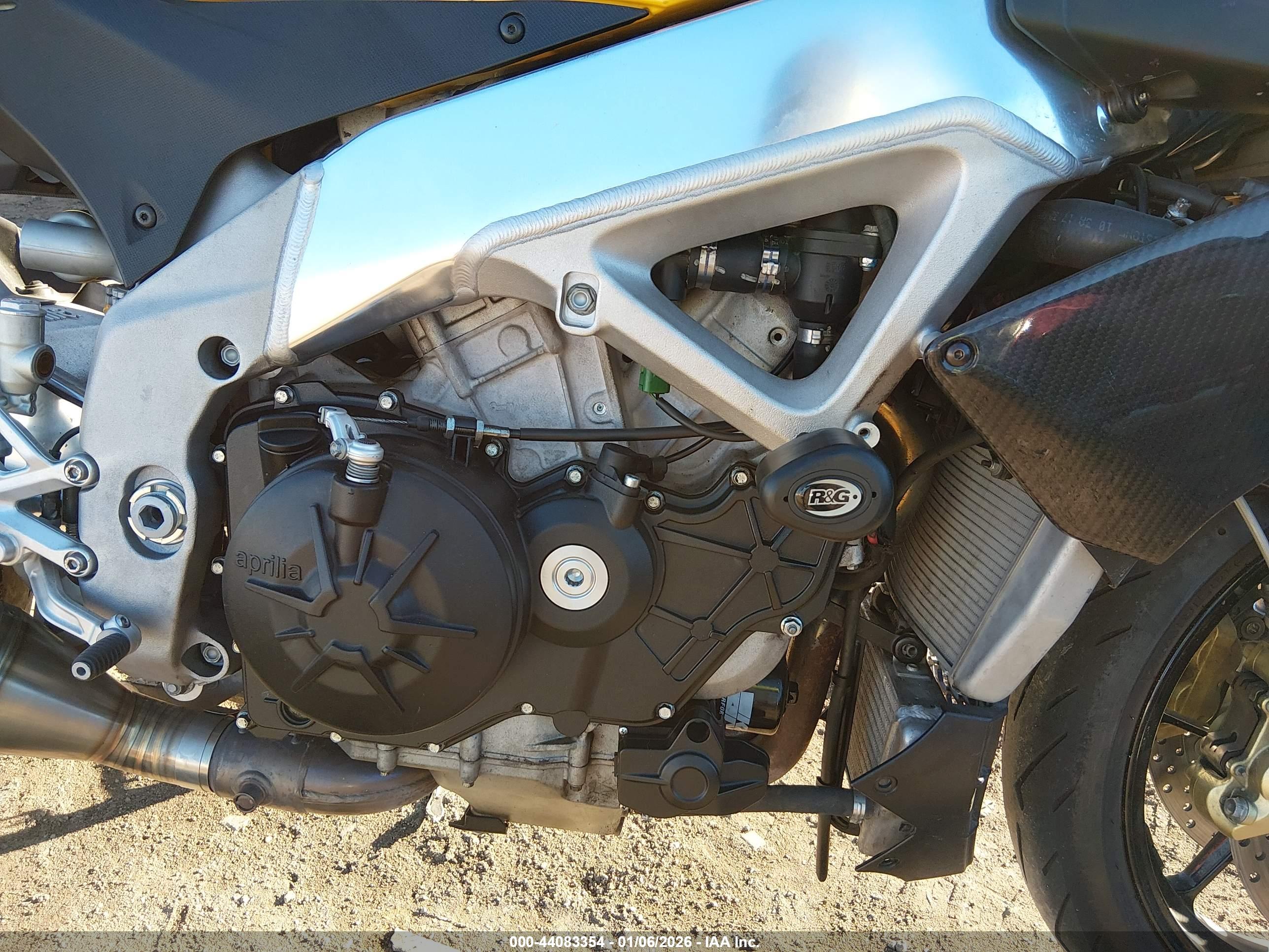 APRILIA TUONO image 8