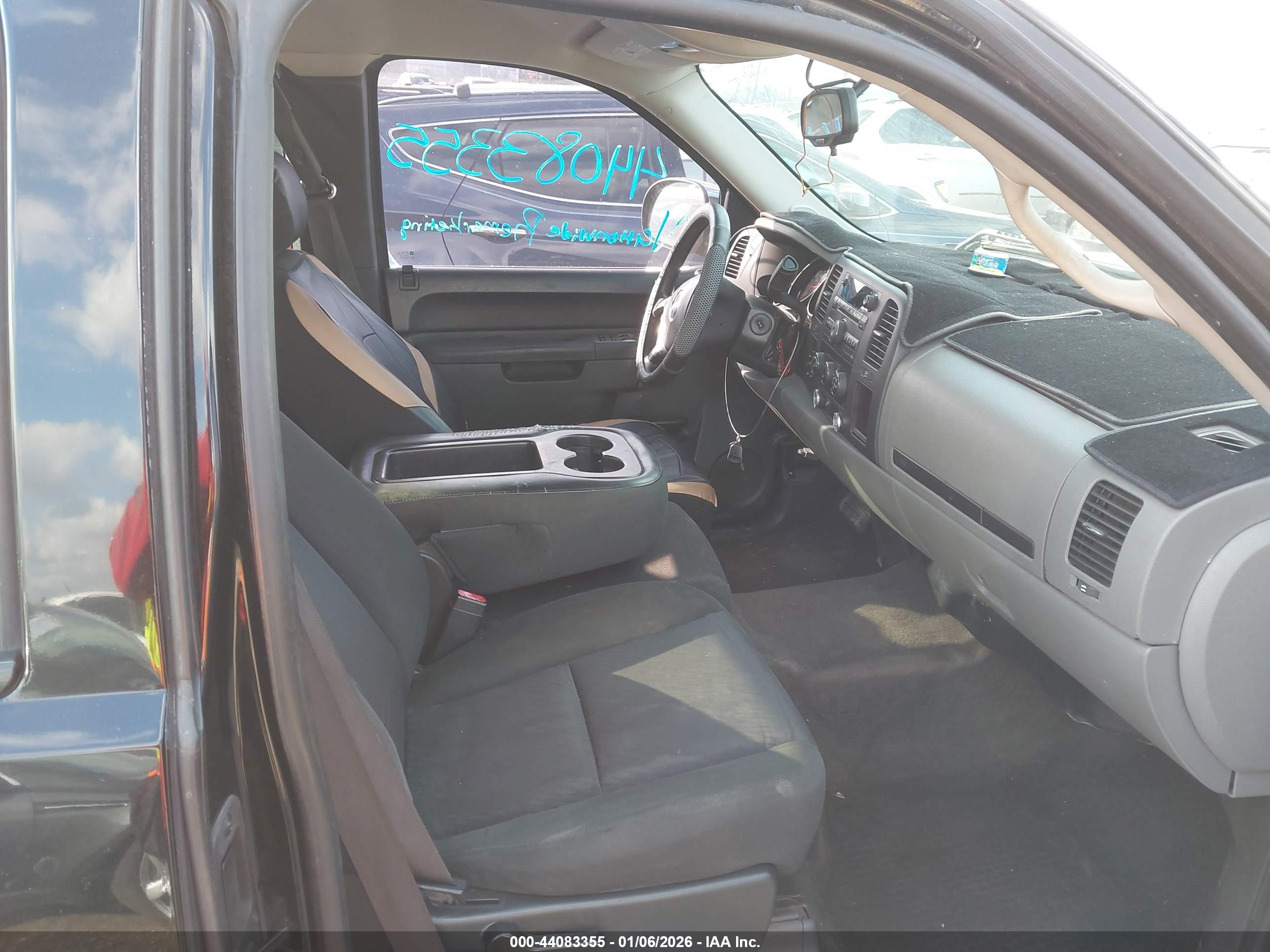 GMC SIERRA image 5
