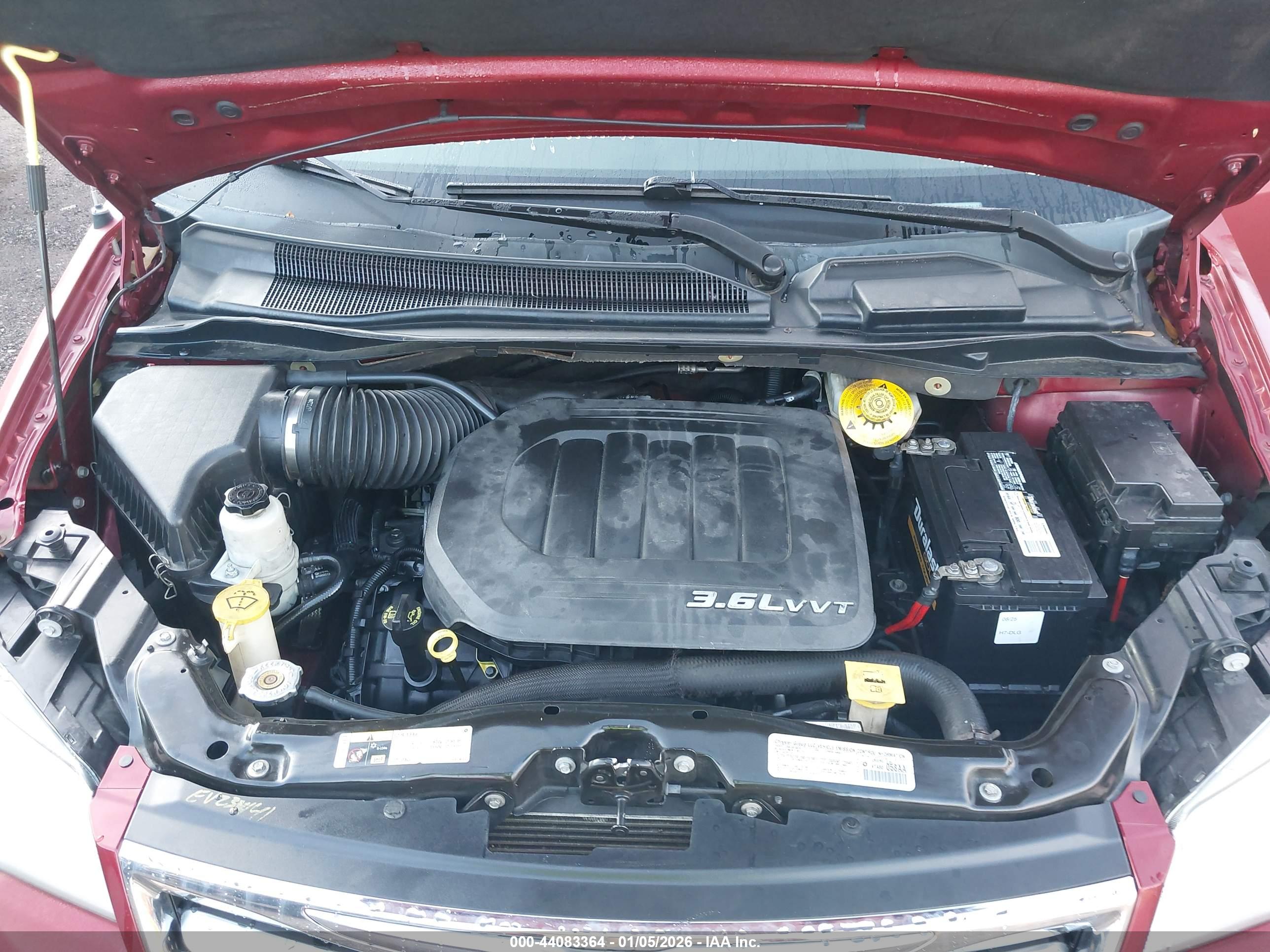 CHRYSLER TOWN image 10