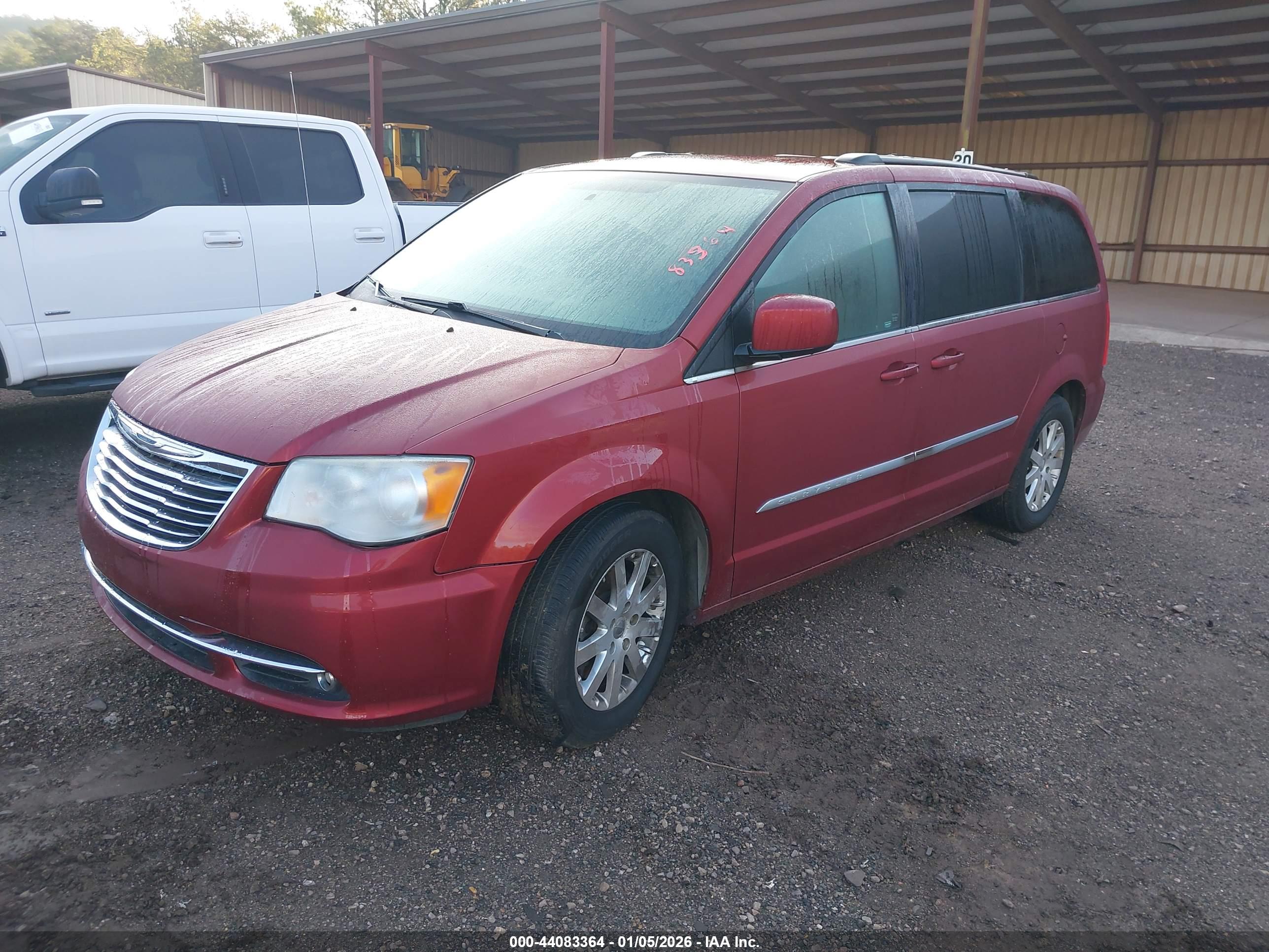 CHRYSLER TOWN image 2