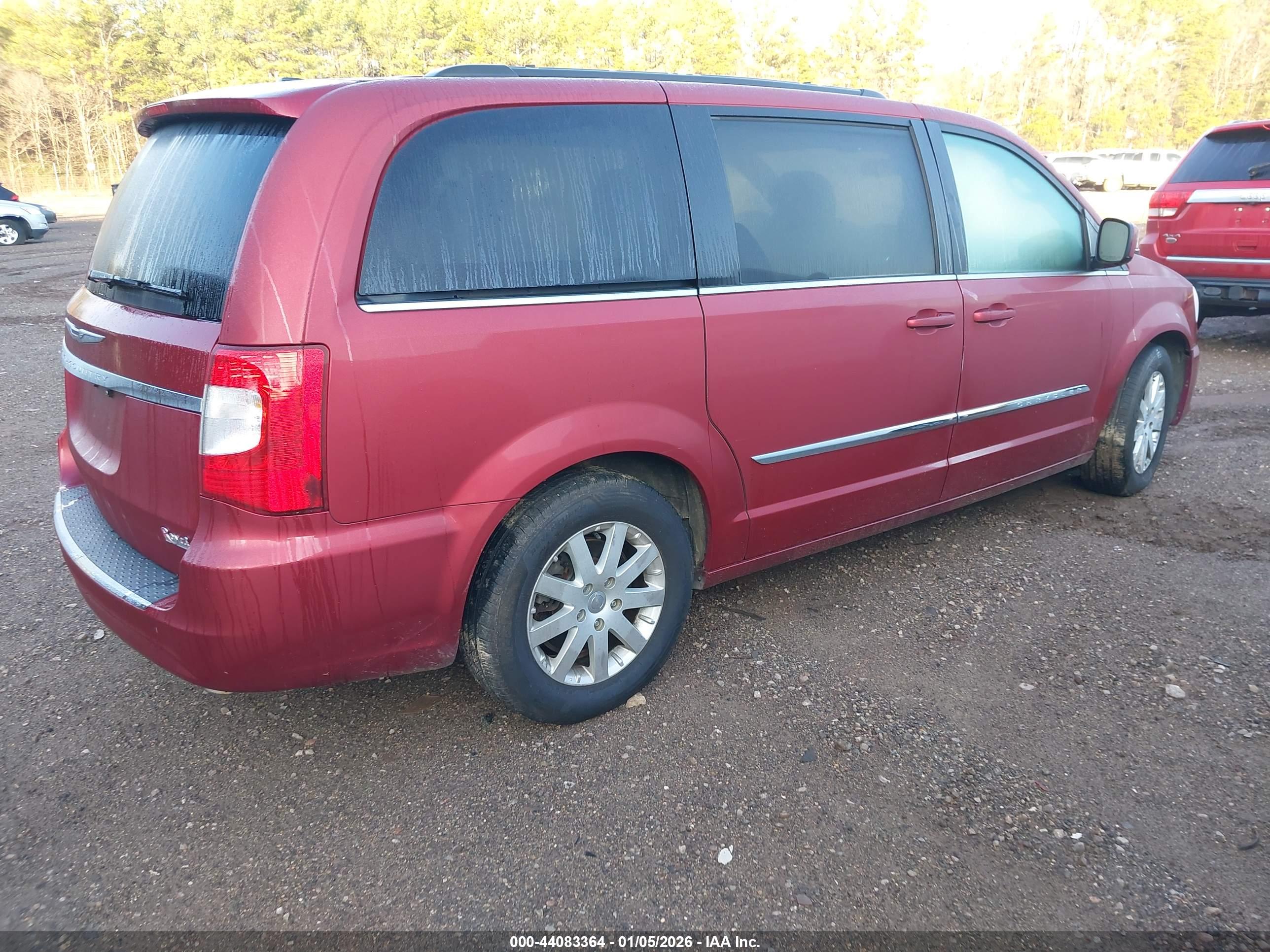 CHRYSLER TOWN image 4