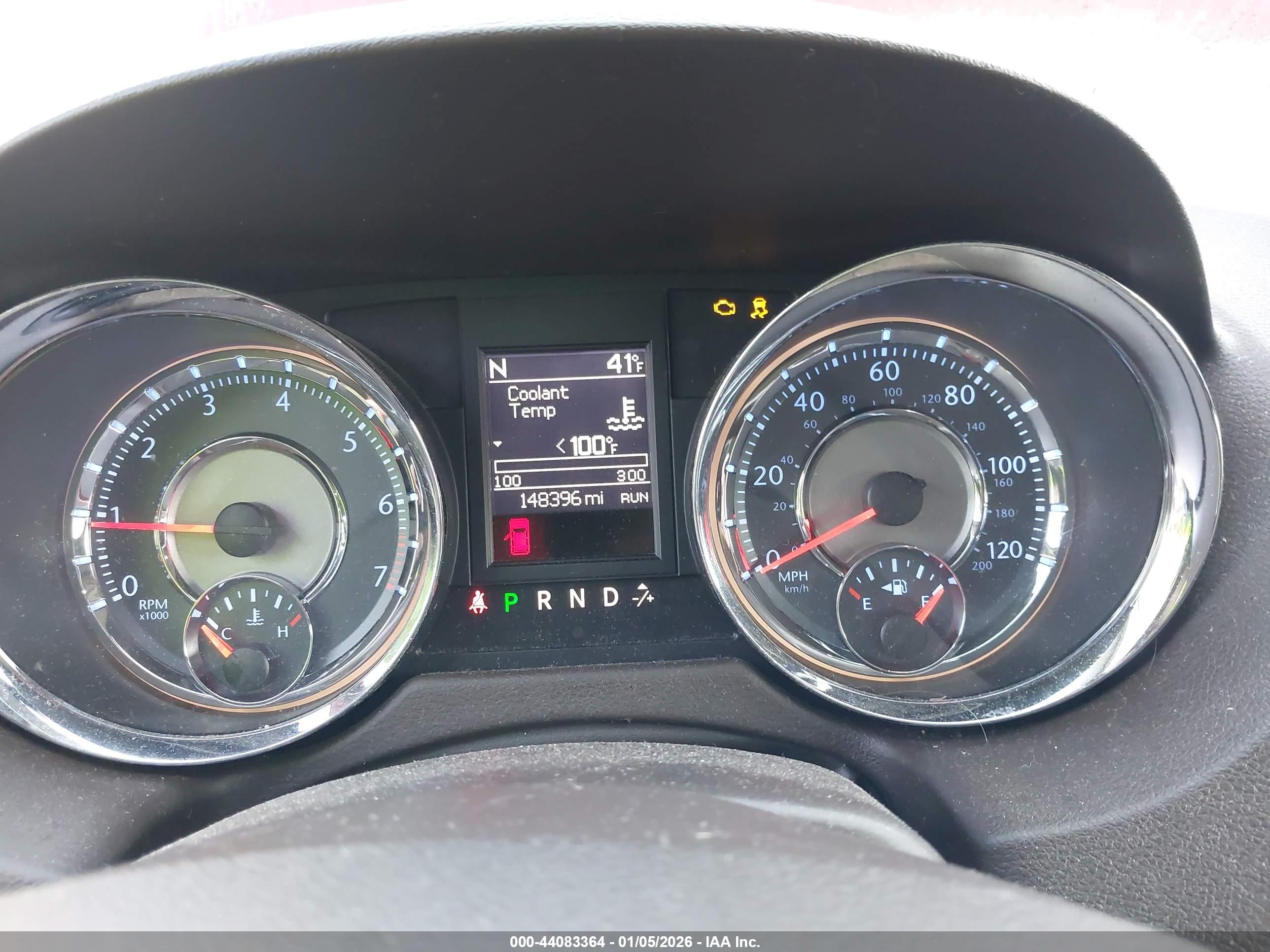 CHRYSLER TOWN image 7