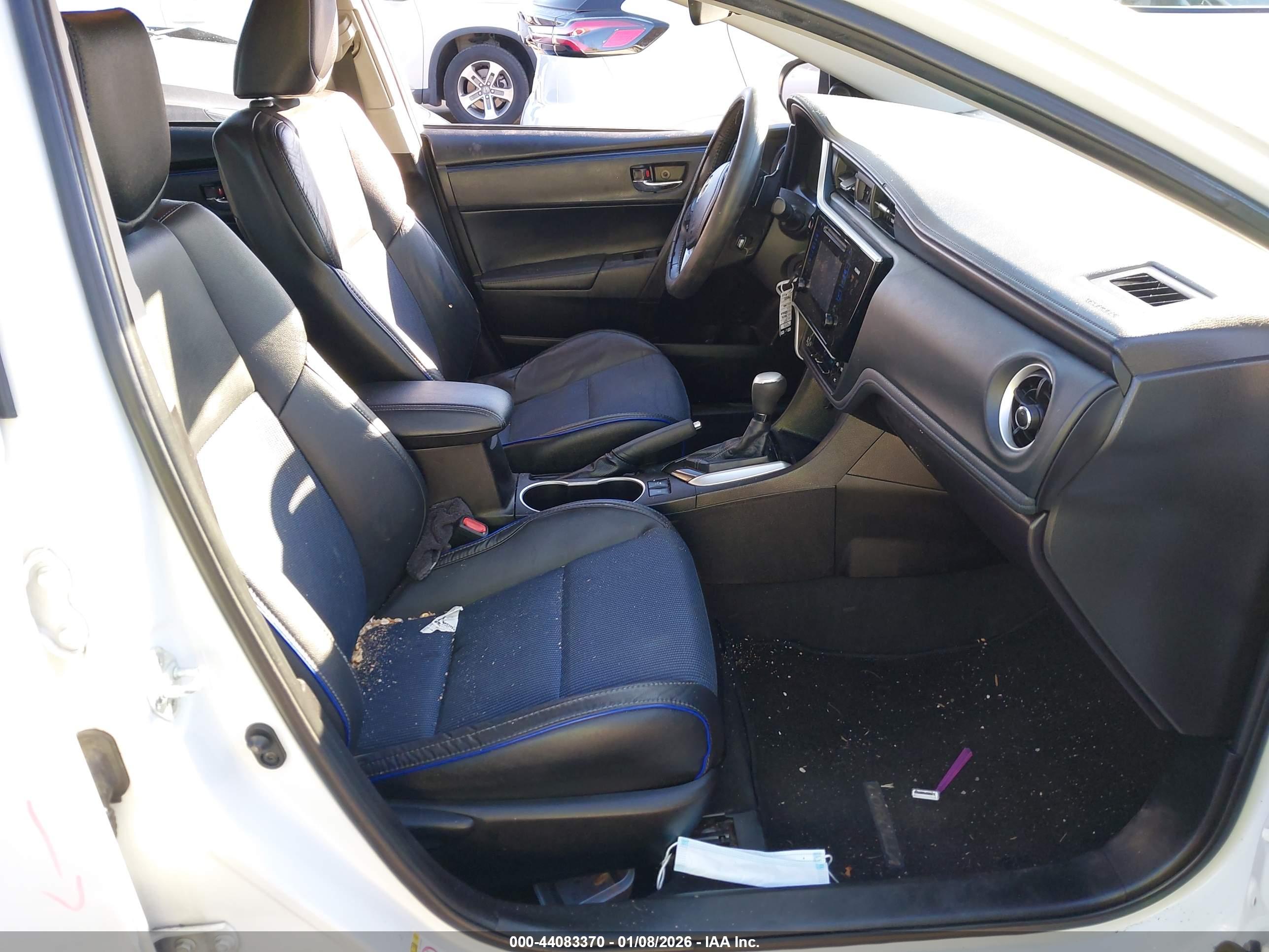 TOYOTA COROLLA image 5