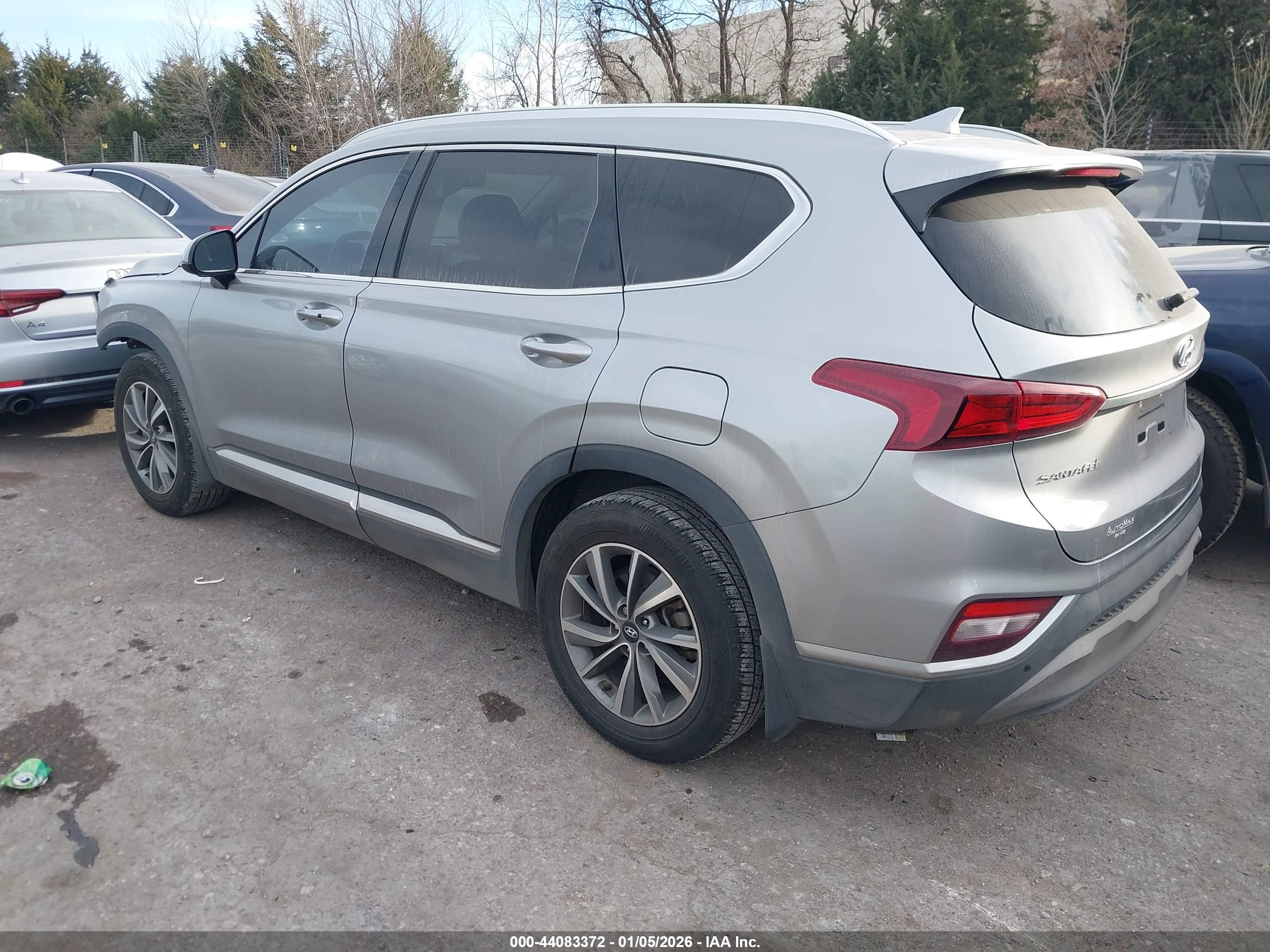 HYUNDAI SANTA image 3