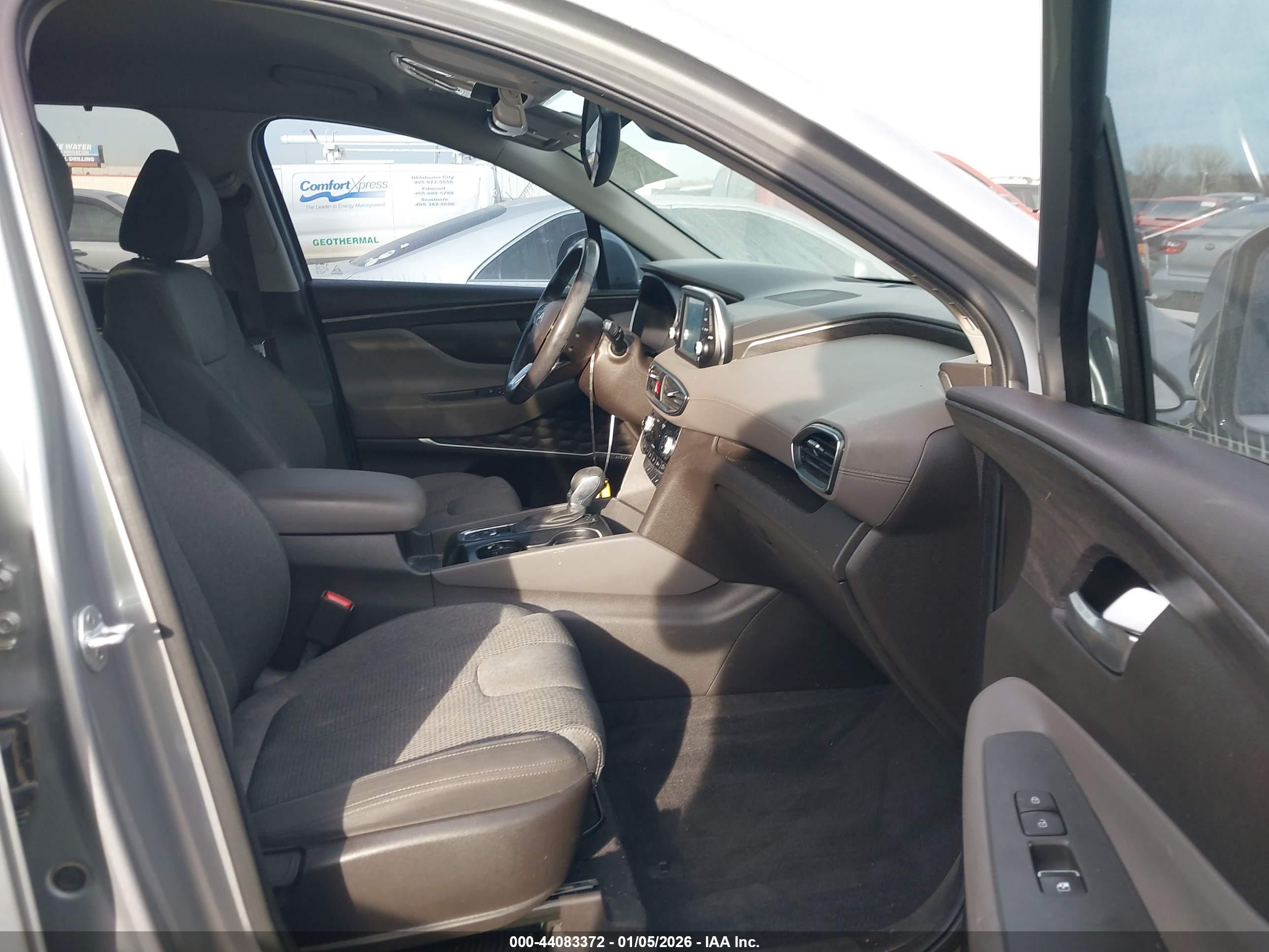 HYUNDAI SANTA image 5