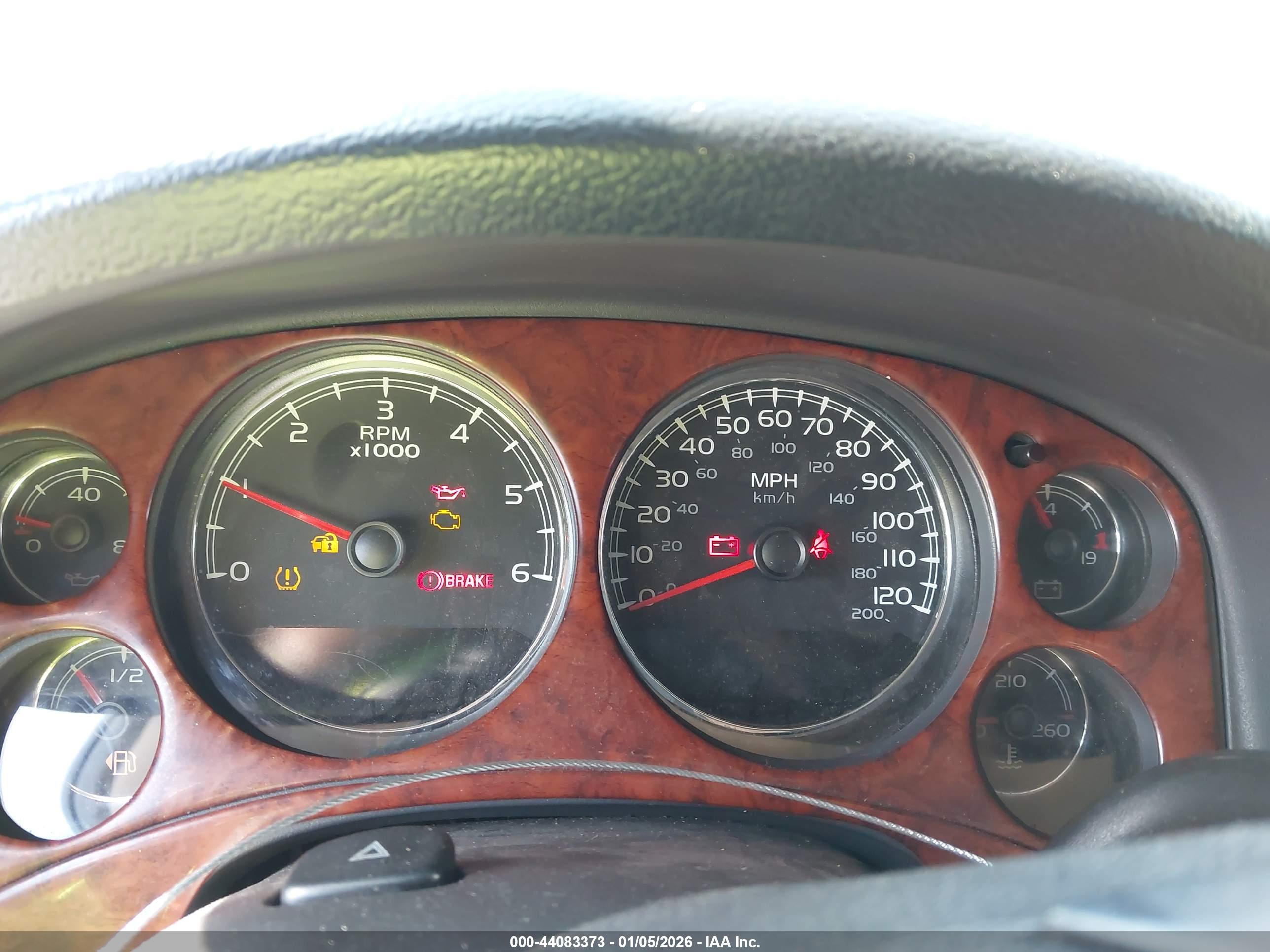 CHEVROLET AVALANCHE image 7