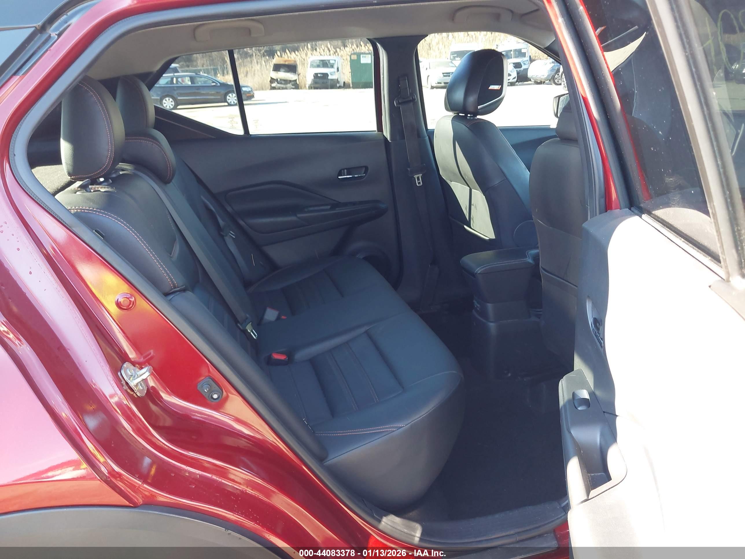 NISSAN KICKS image 8