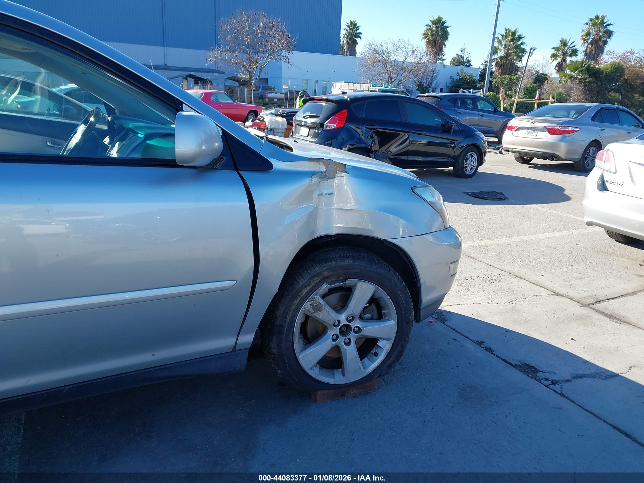 LEXUS RX image 6
