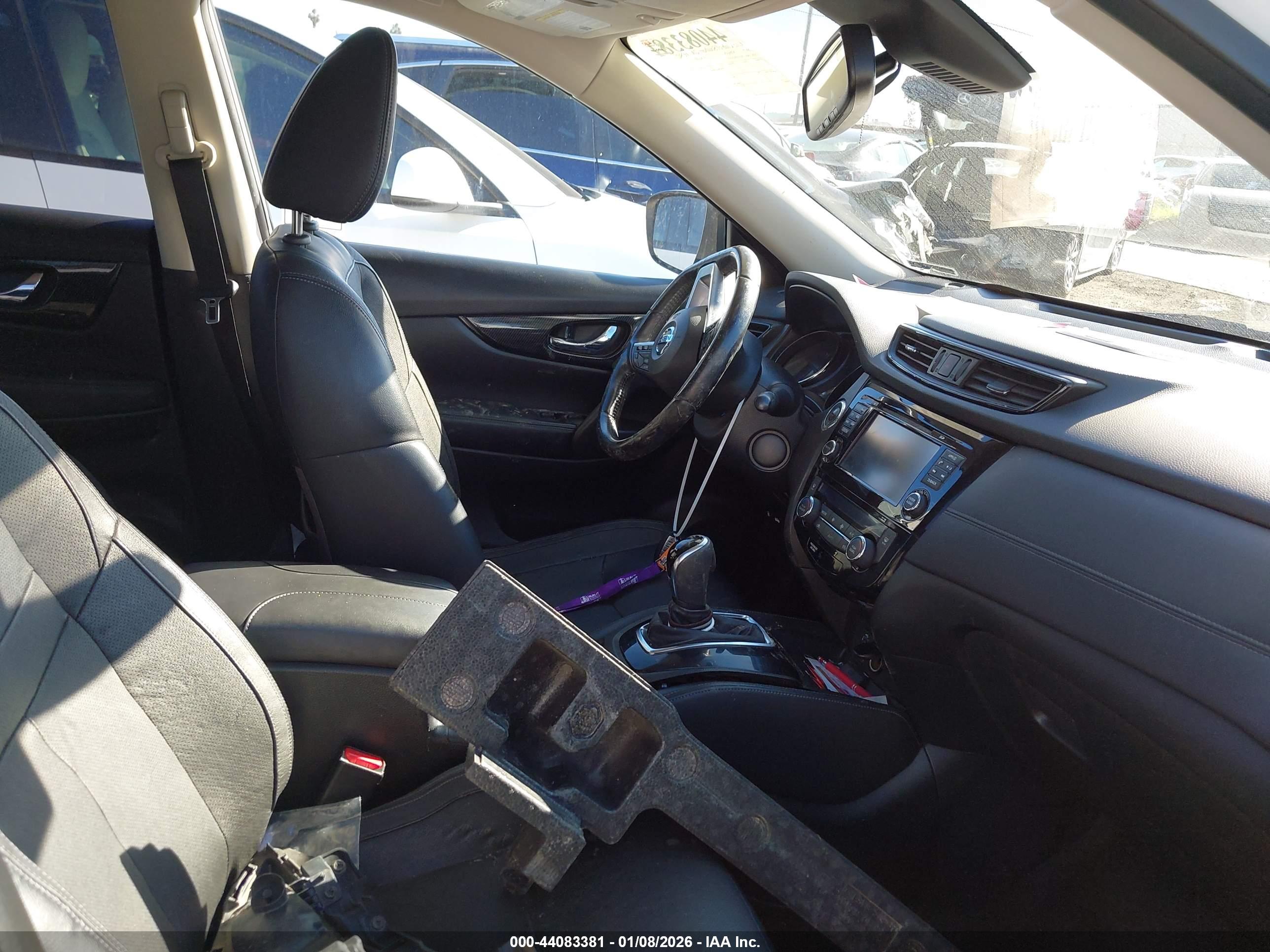 NISSAN ROGUE image 5