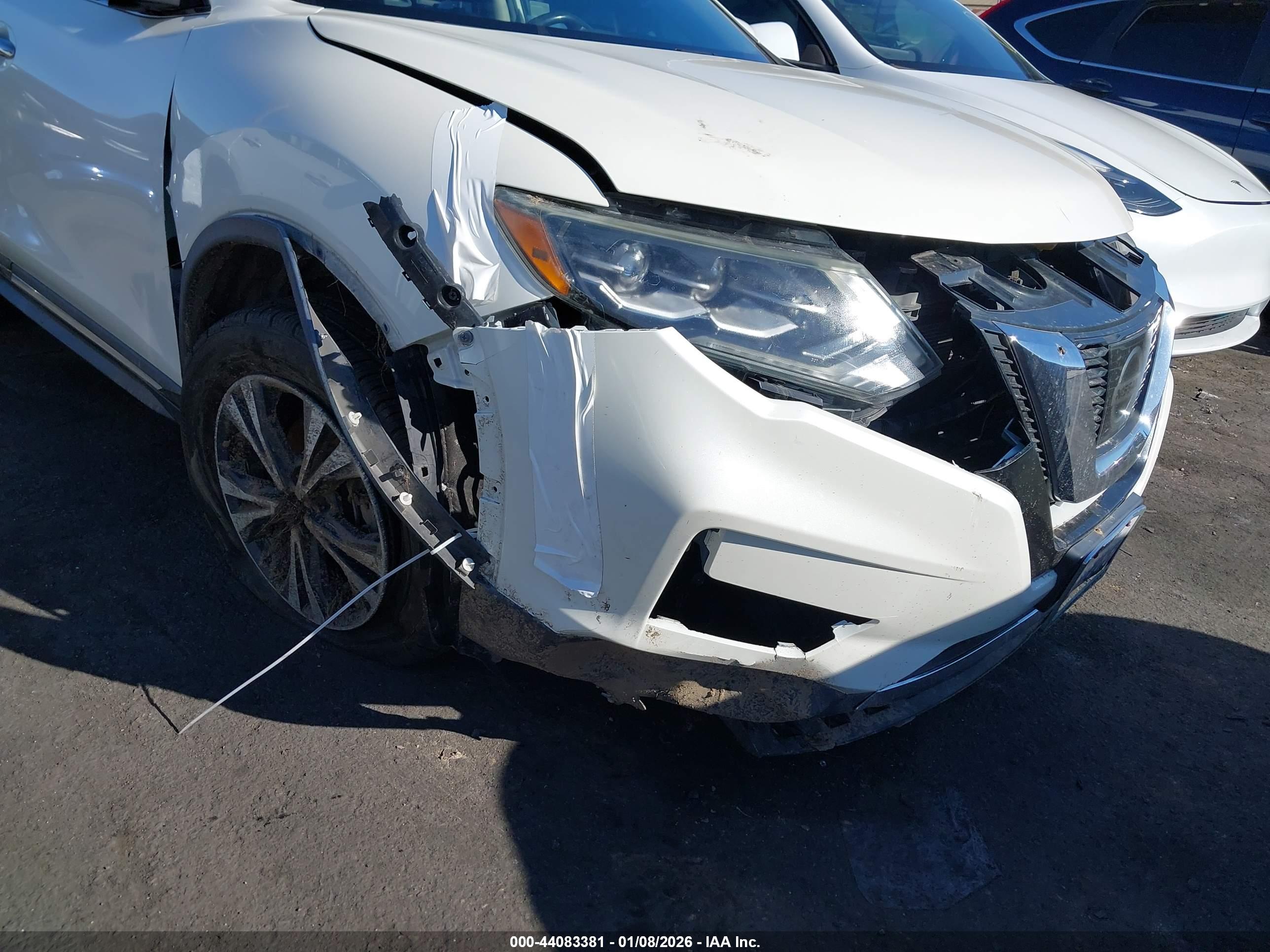 NISSAN ROGUE image 6