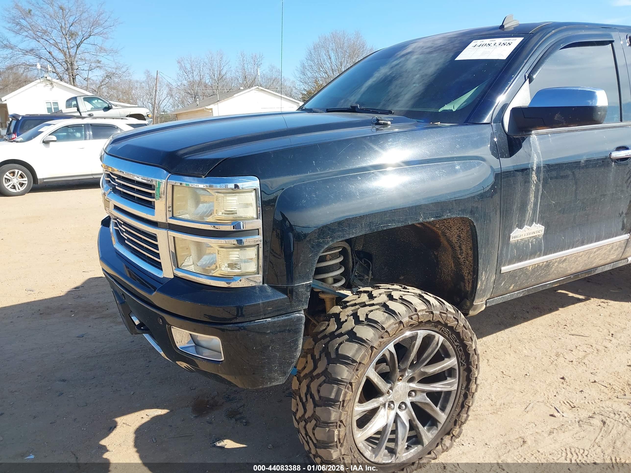 CHEVROLET SILVERADO image 6