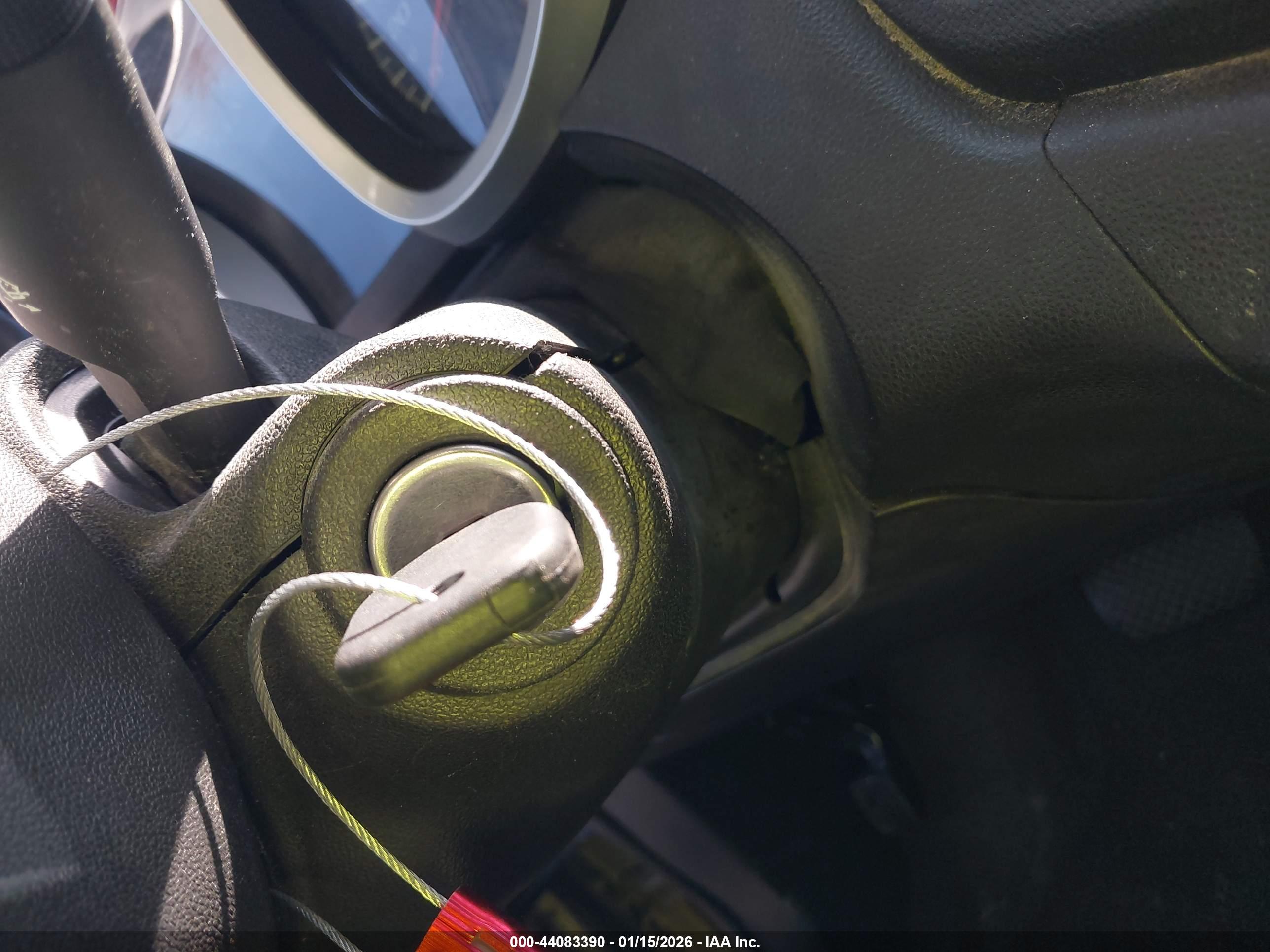 CHEVROLET EQUINOX image 11