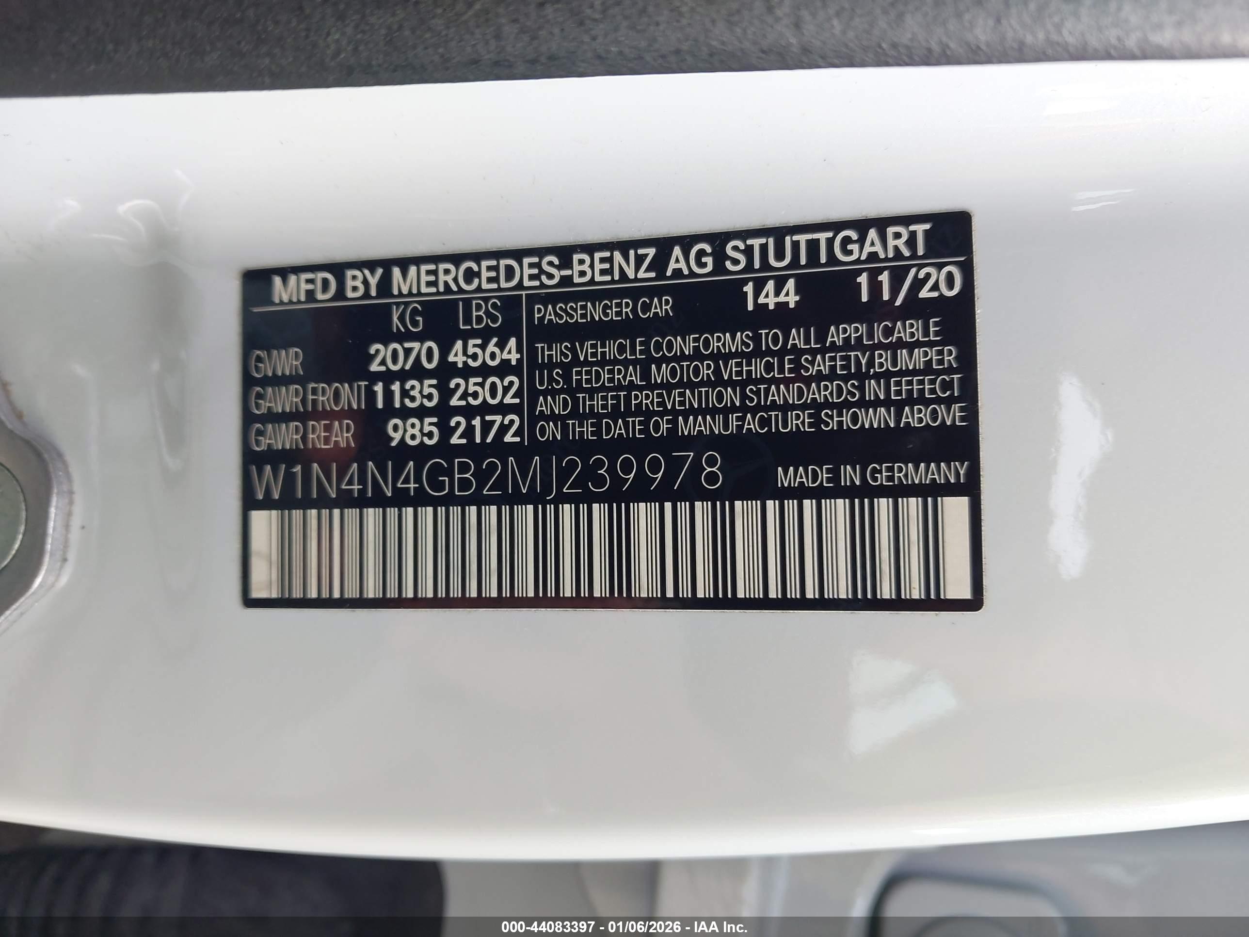 MERCEDES-BENZ GLA image 9
