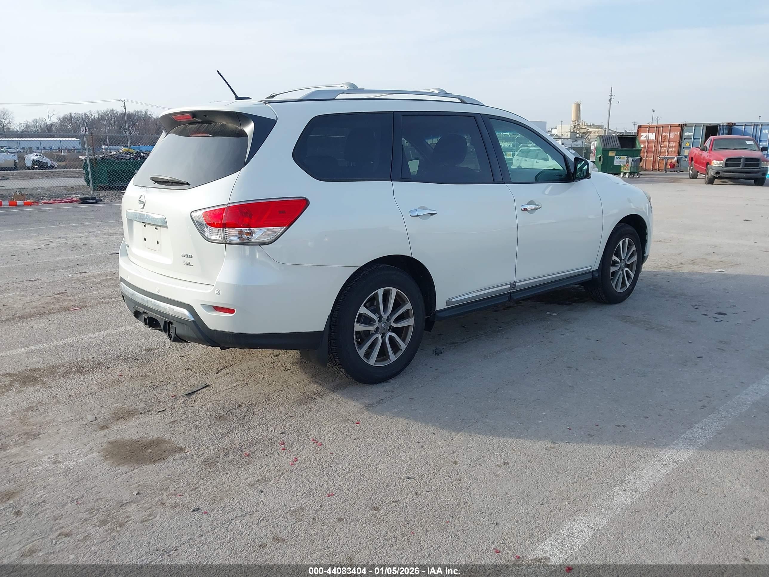 NISSAN PATHFINDER image 4