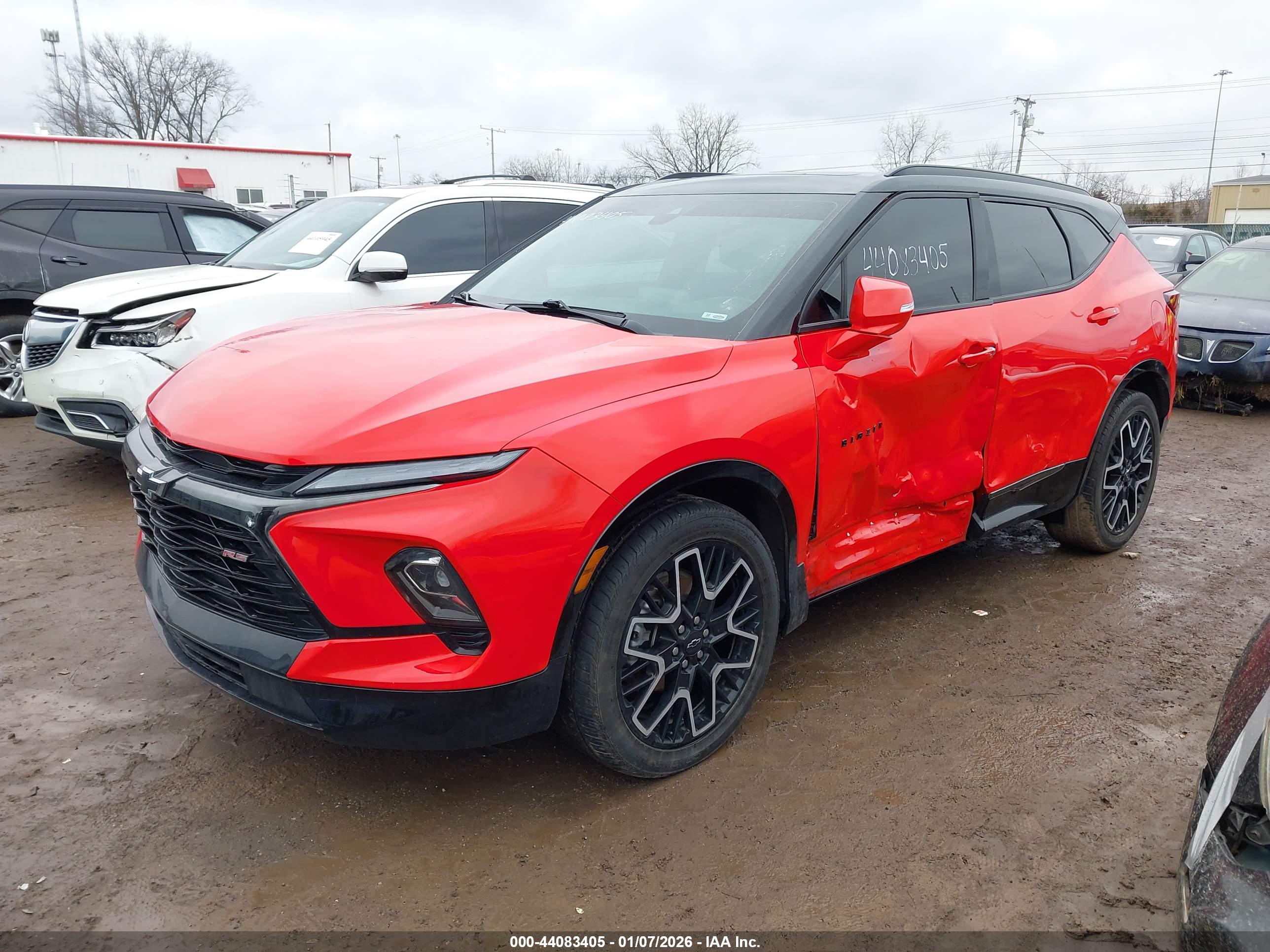 CHEVROLET BLAZER image 2