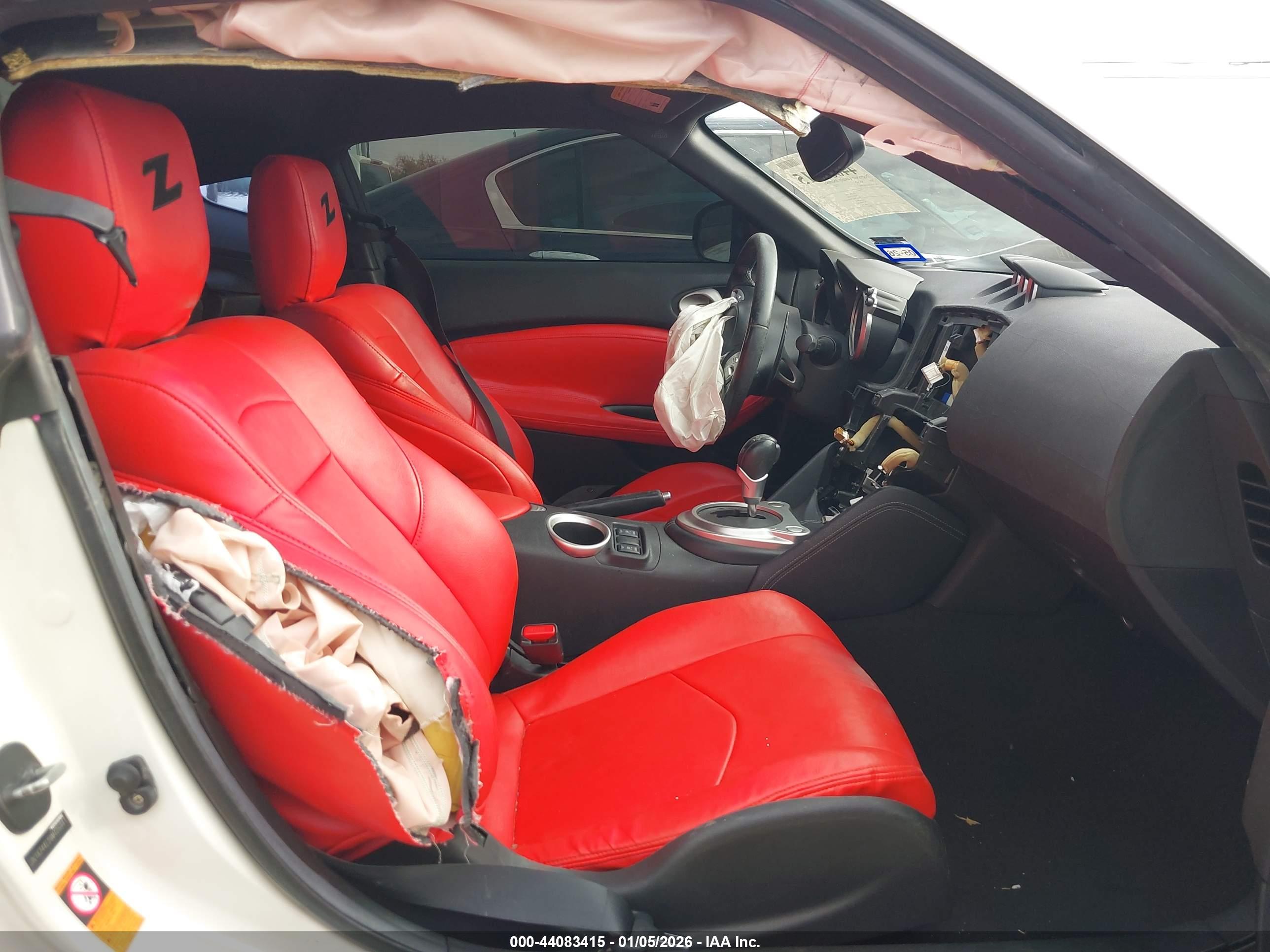 NISSAN 370Z image 5