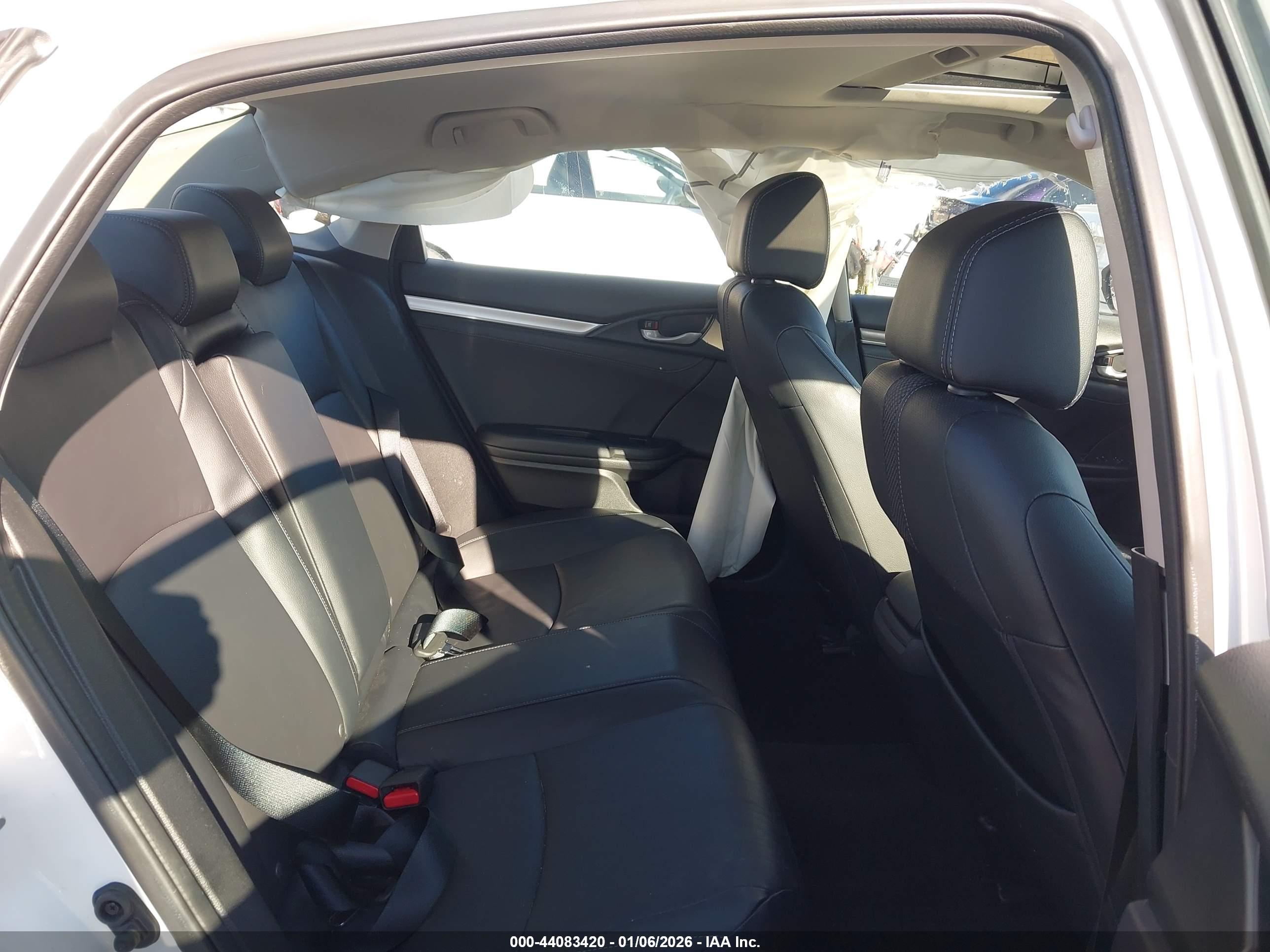 HONDA CIVIC image 8