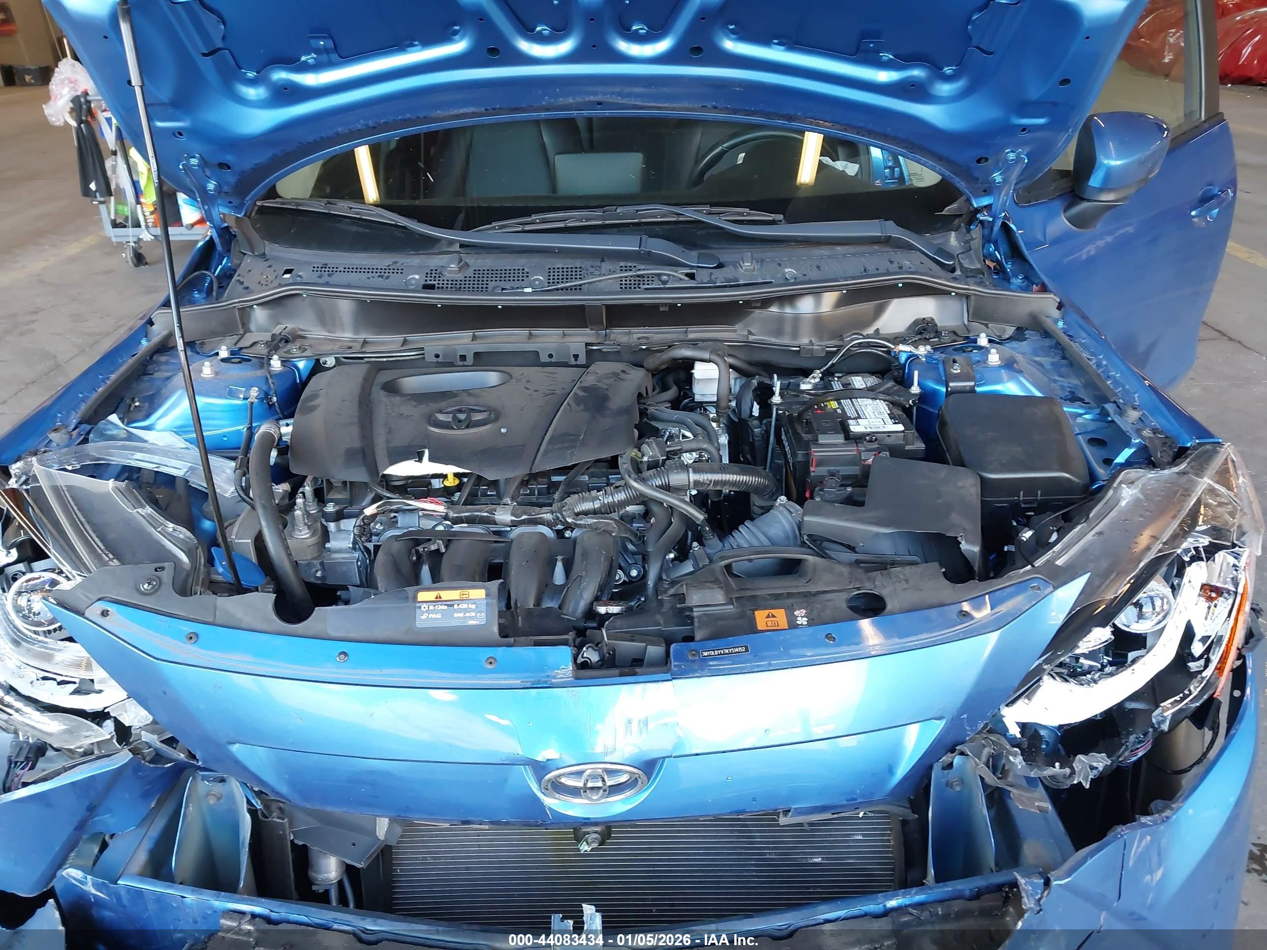 TOYOTA YARIS image 10
