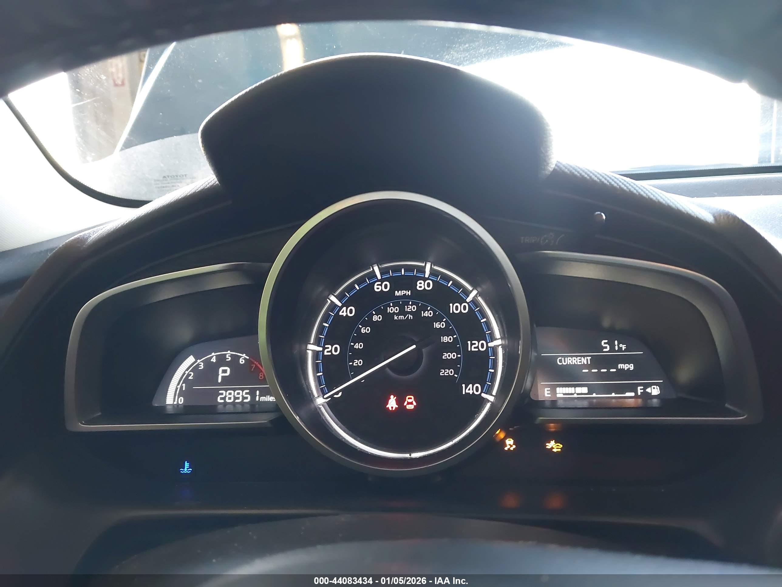 TOYOTA YARIS image 7