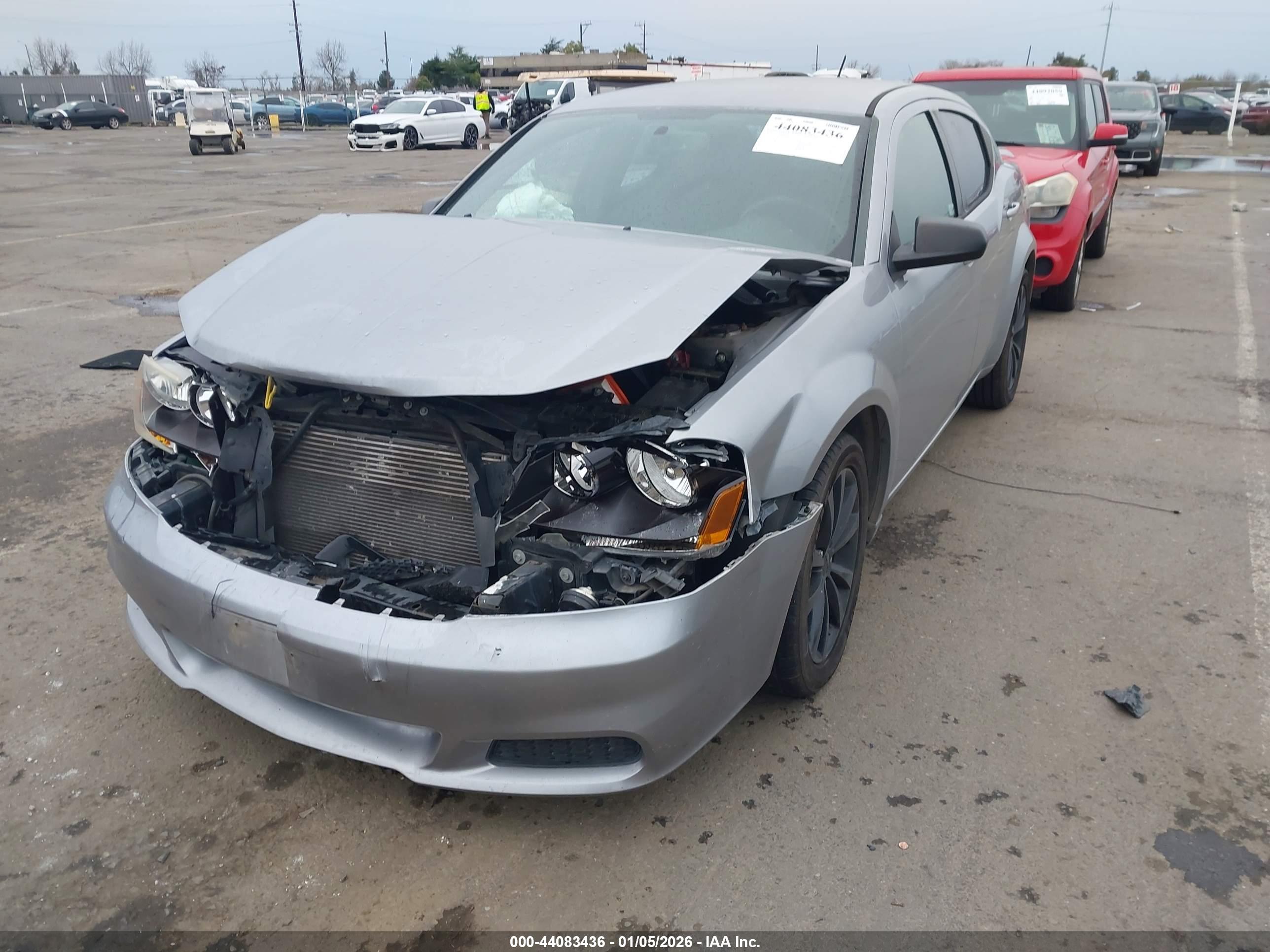 DODGE AVENGER image 2
