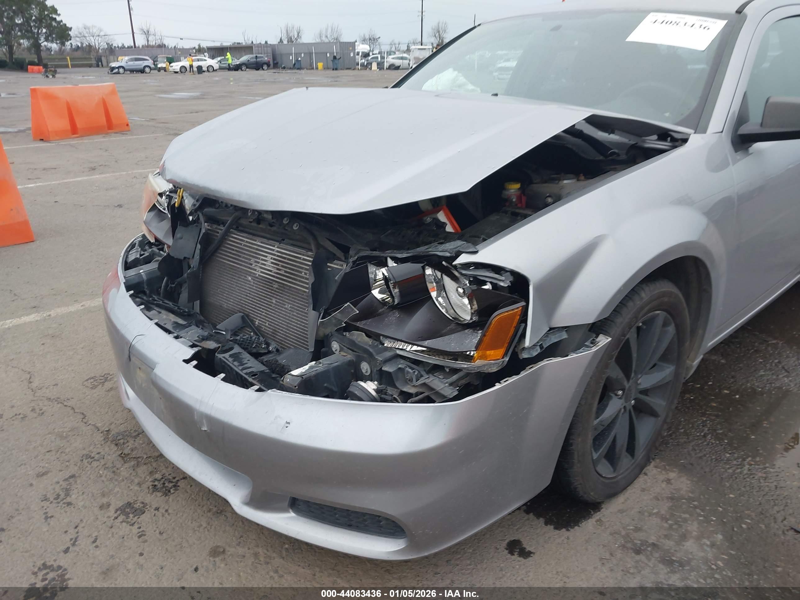 DODGE AVENGER image 6
