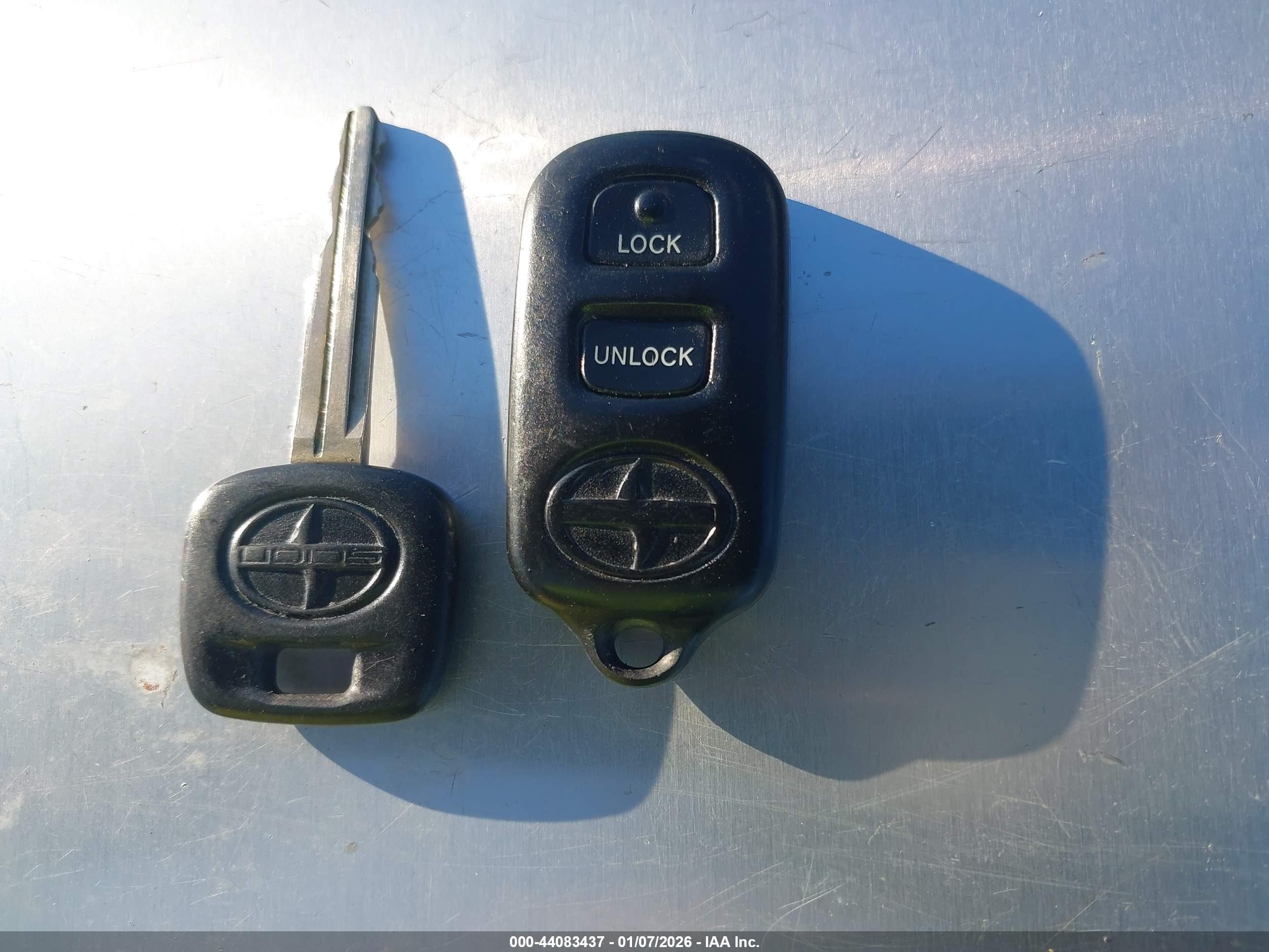 SCION XB image 11