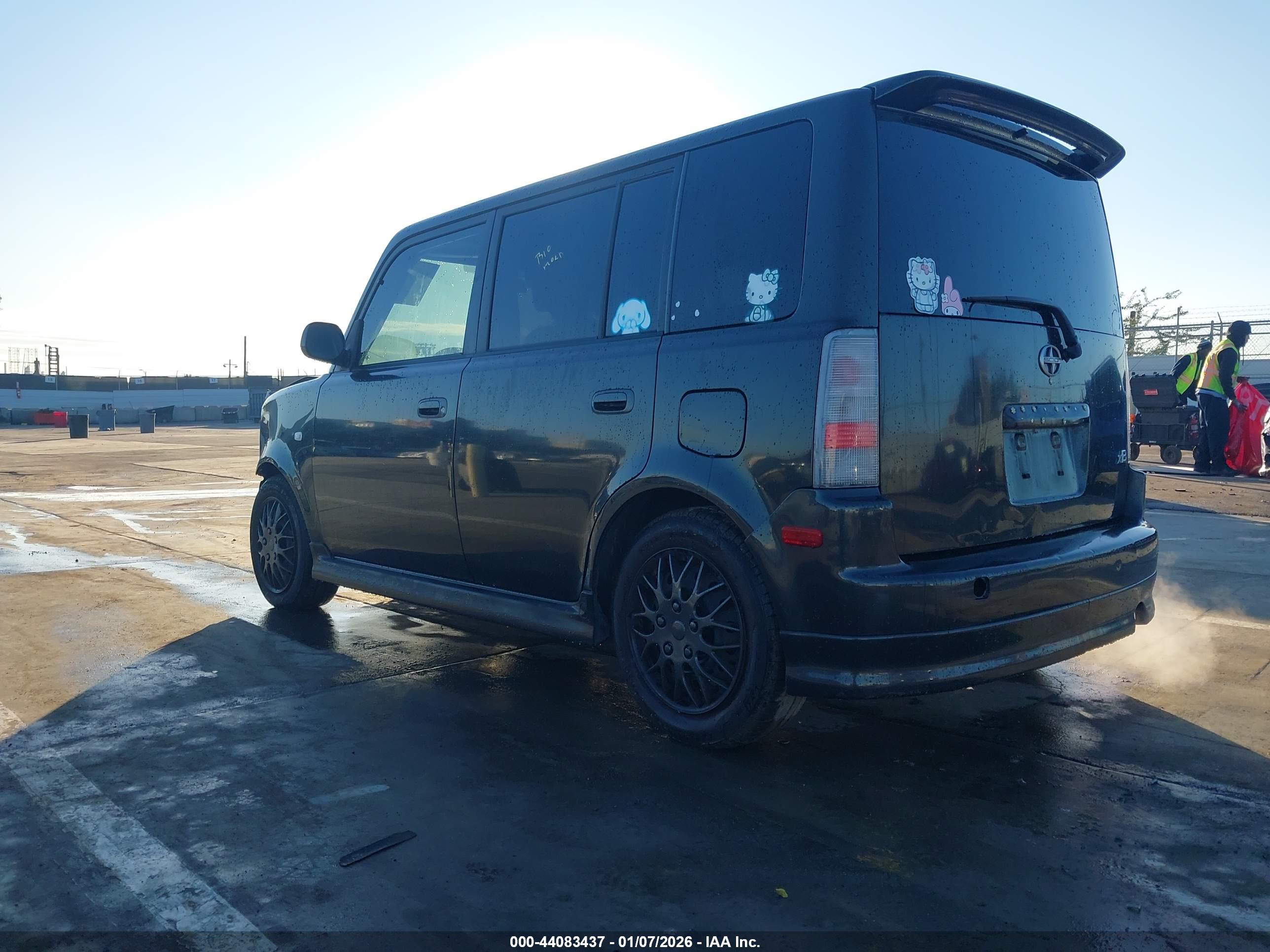 SCION XB image 3
