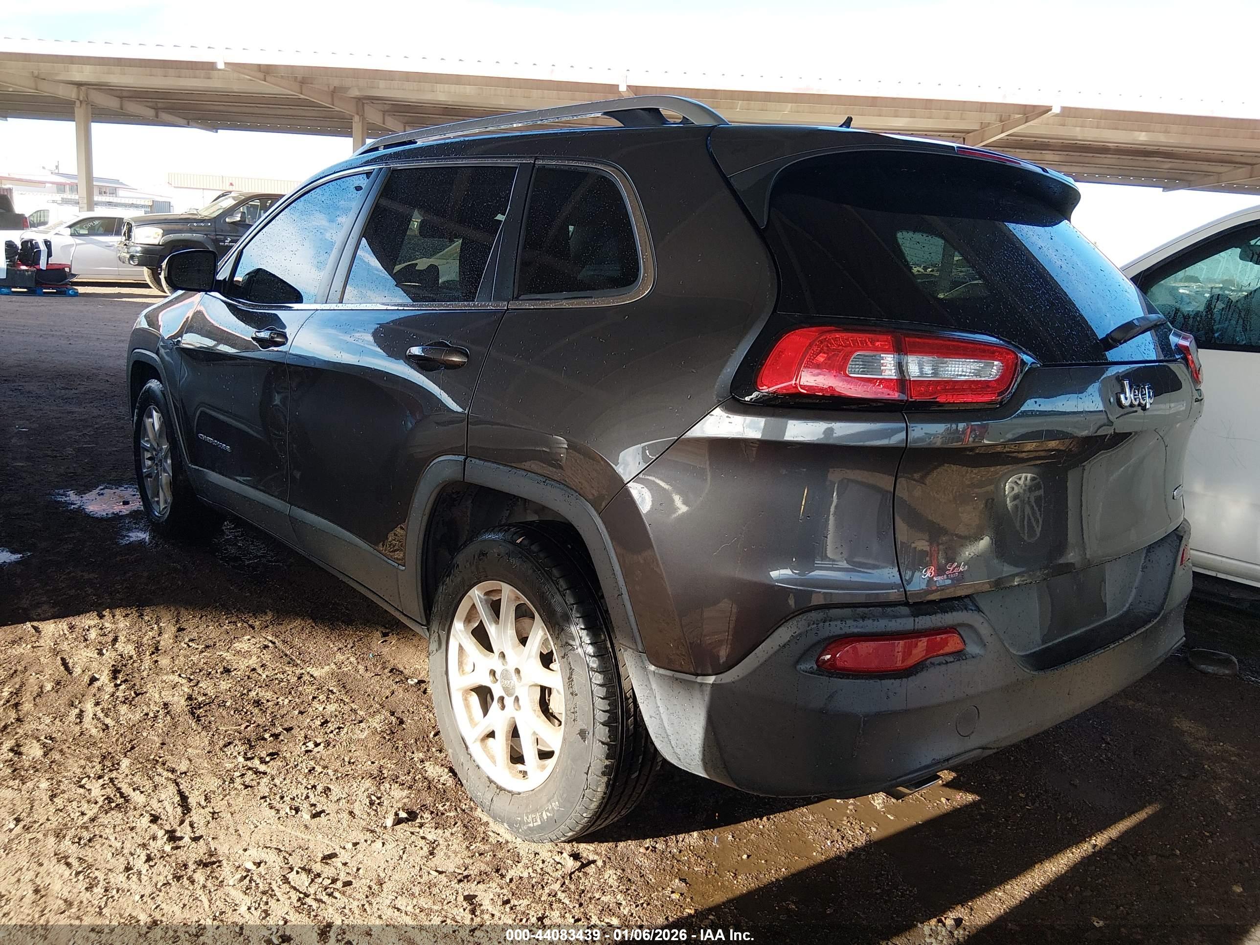 JEEP CHEROKEE image 3