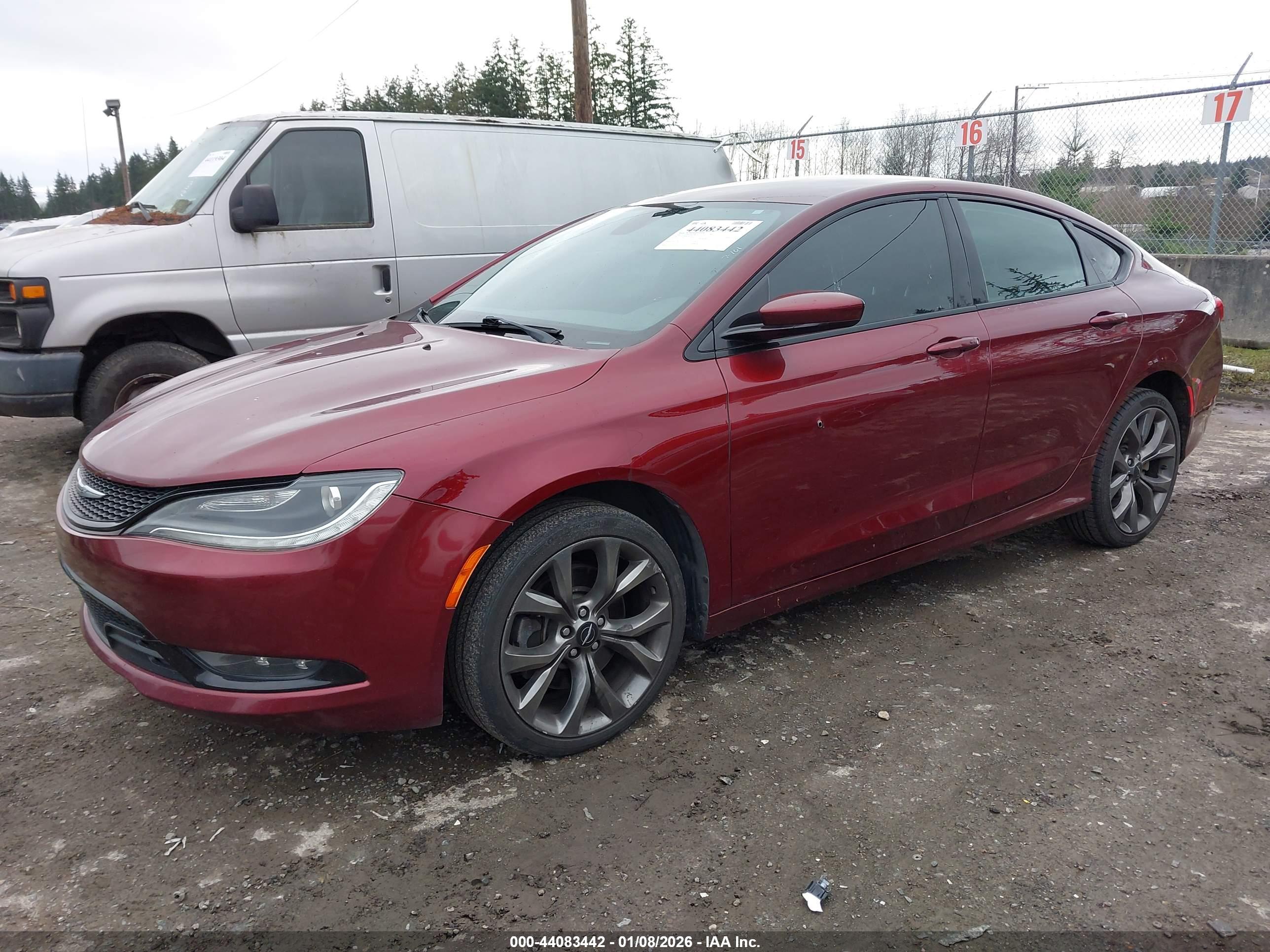 CHRYSLER 200 image 2