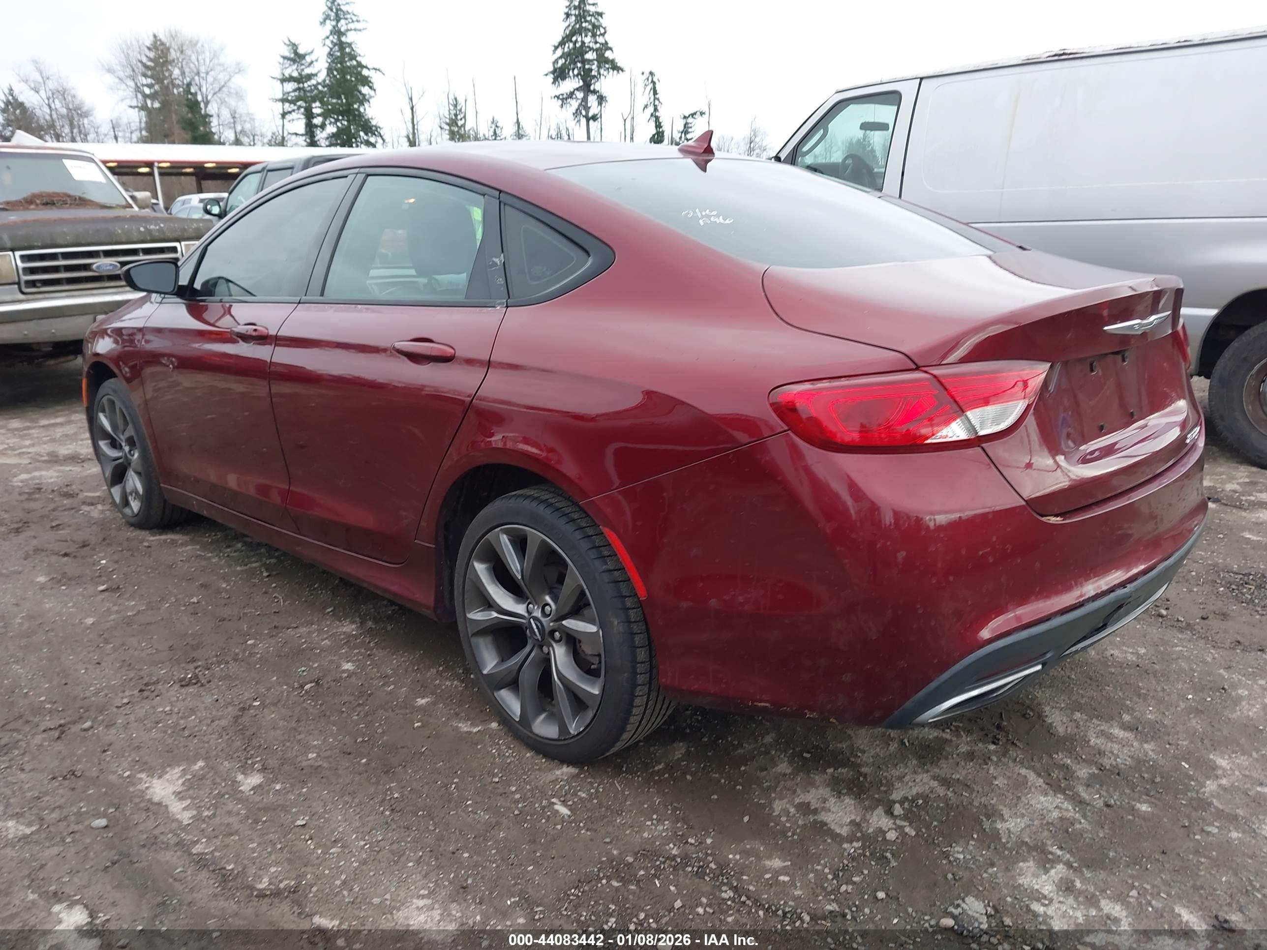 CHRYSLER 200 image 3