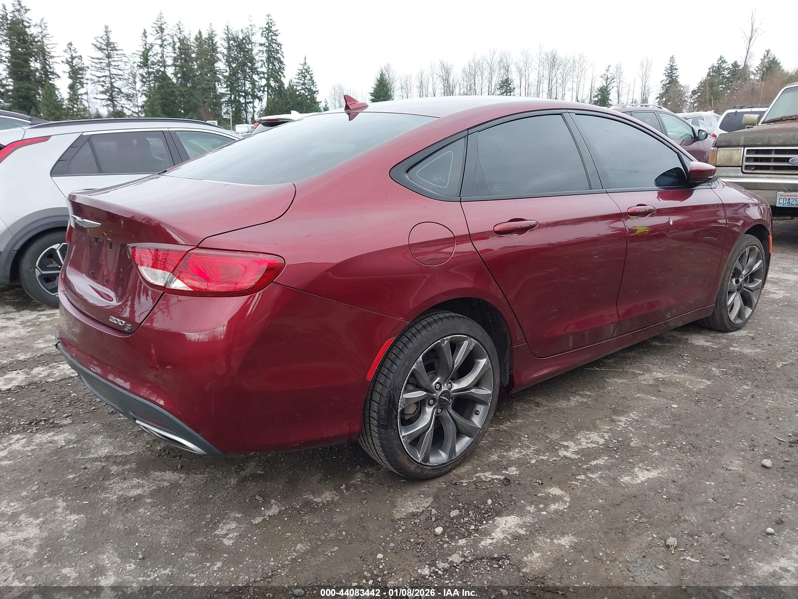 CHRYSLER 200 image 4