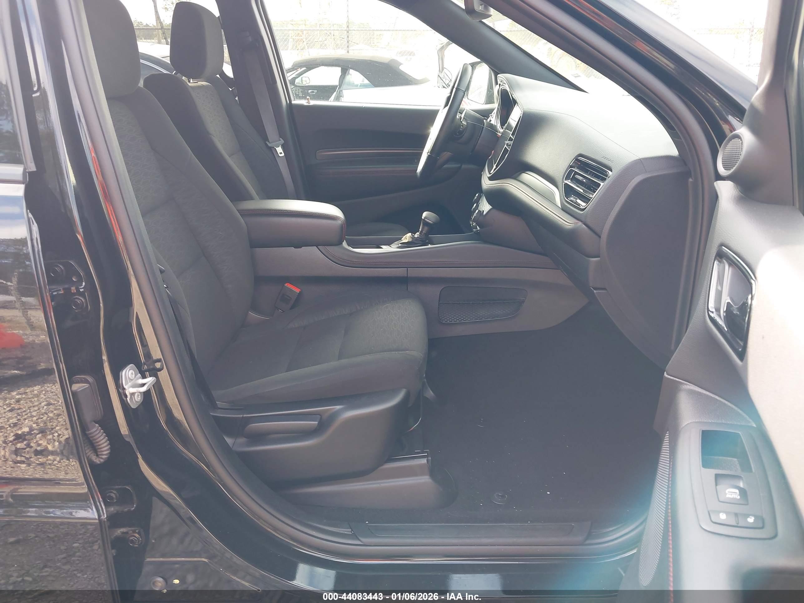 DODGE DURANGO image 5